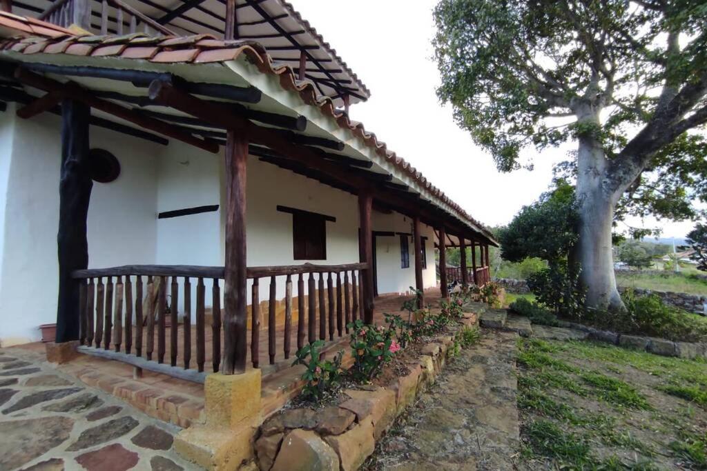 Casa Ceiba de Mirabel-Barichara