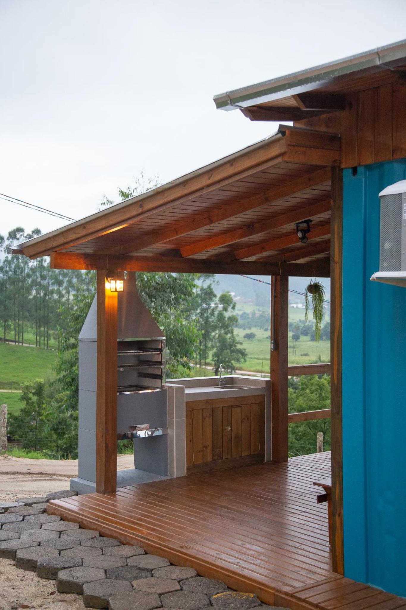 Casa Container - Pousada Container da Montanha AZUL