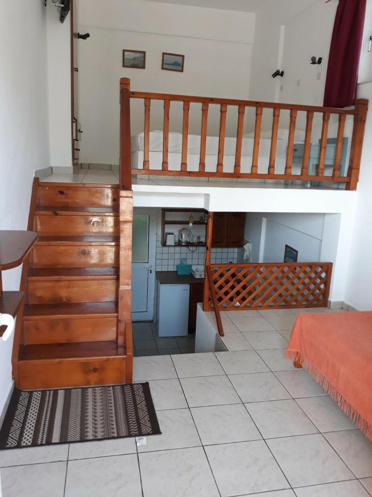 Level Houses