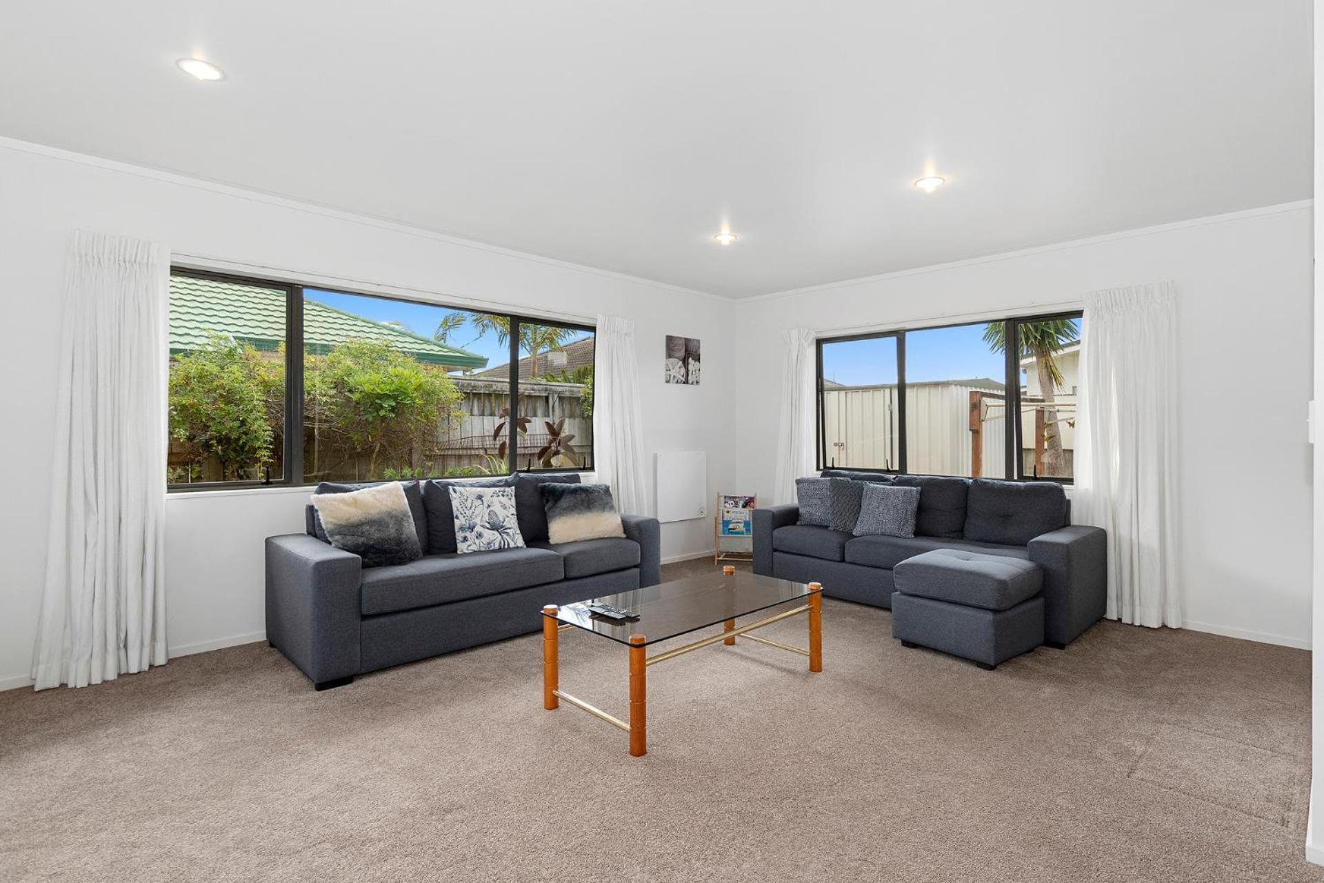 Bream Bay Bach - Ruakaka Holiday Home view 3