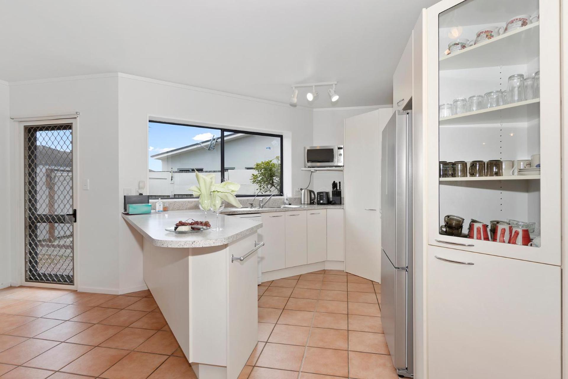 Bream Bay Bach - Ruakaka Holiday Home view 5