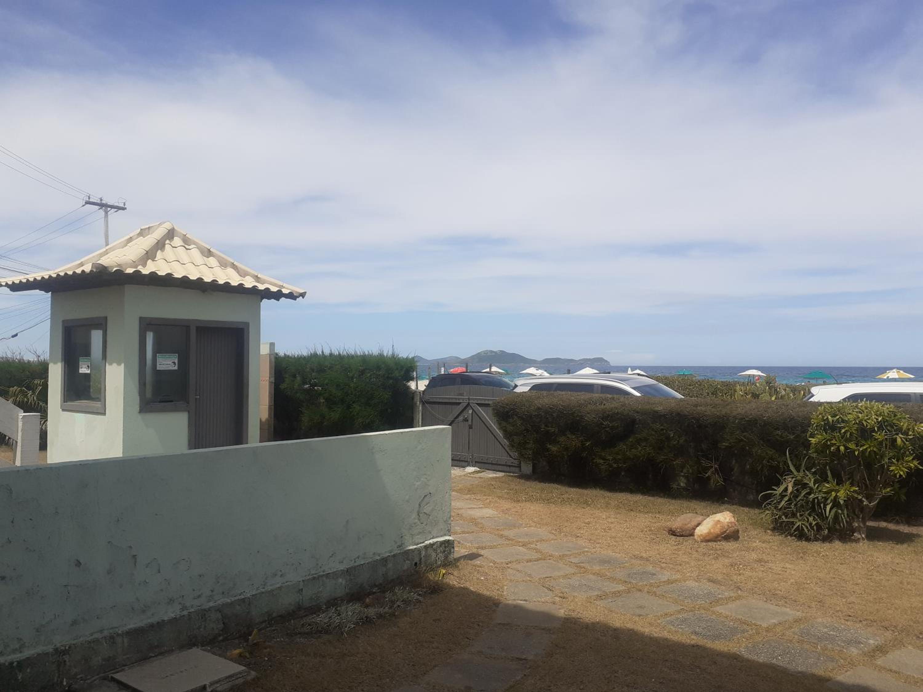 Apto Pé na Areia - Wi-Fi Gratuito - Tranquilidade à beira mar view 2