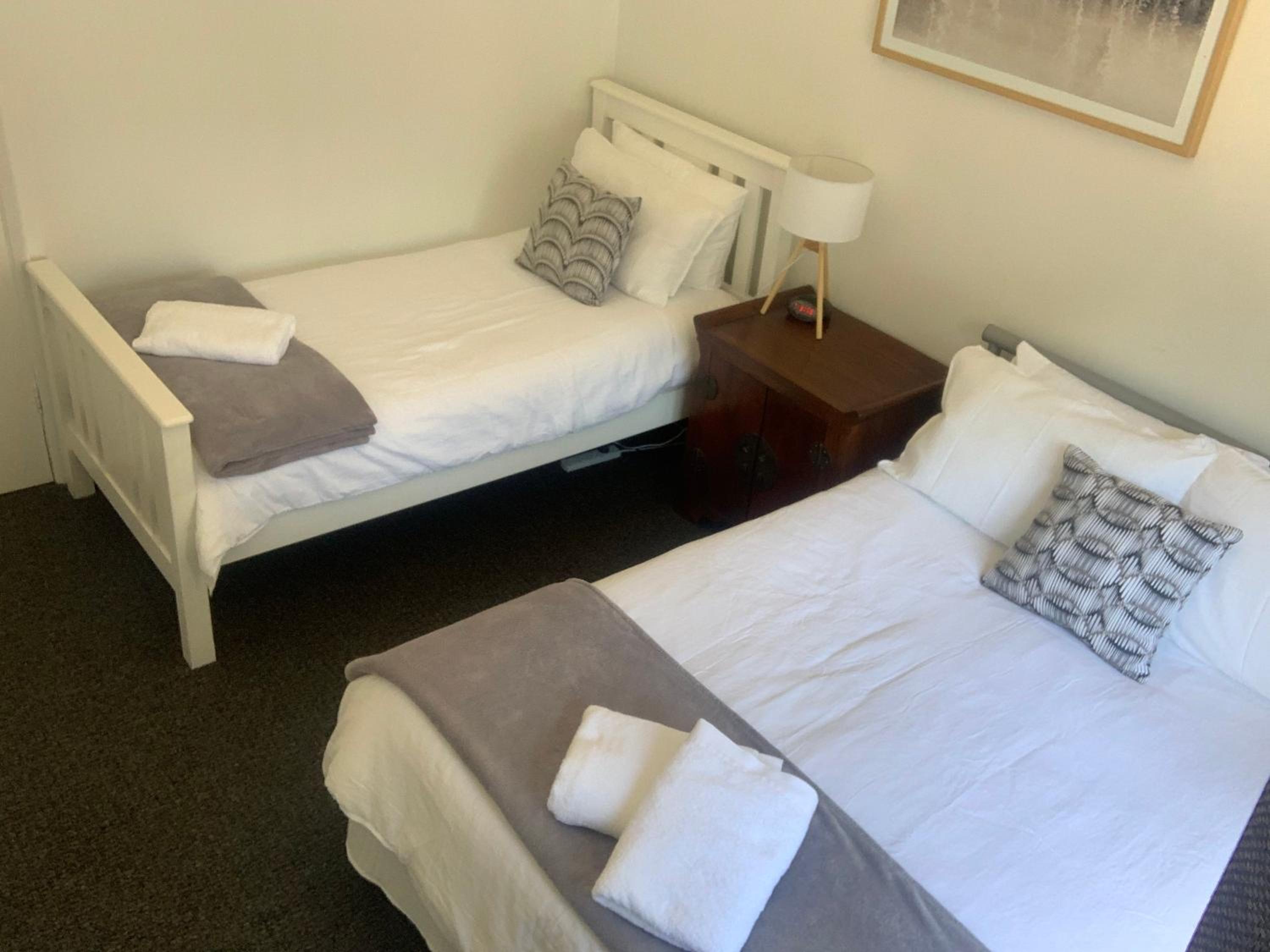 Kings Avenue Motel view 5