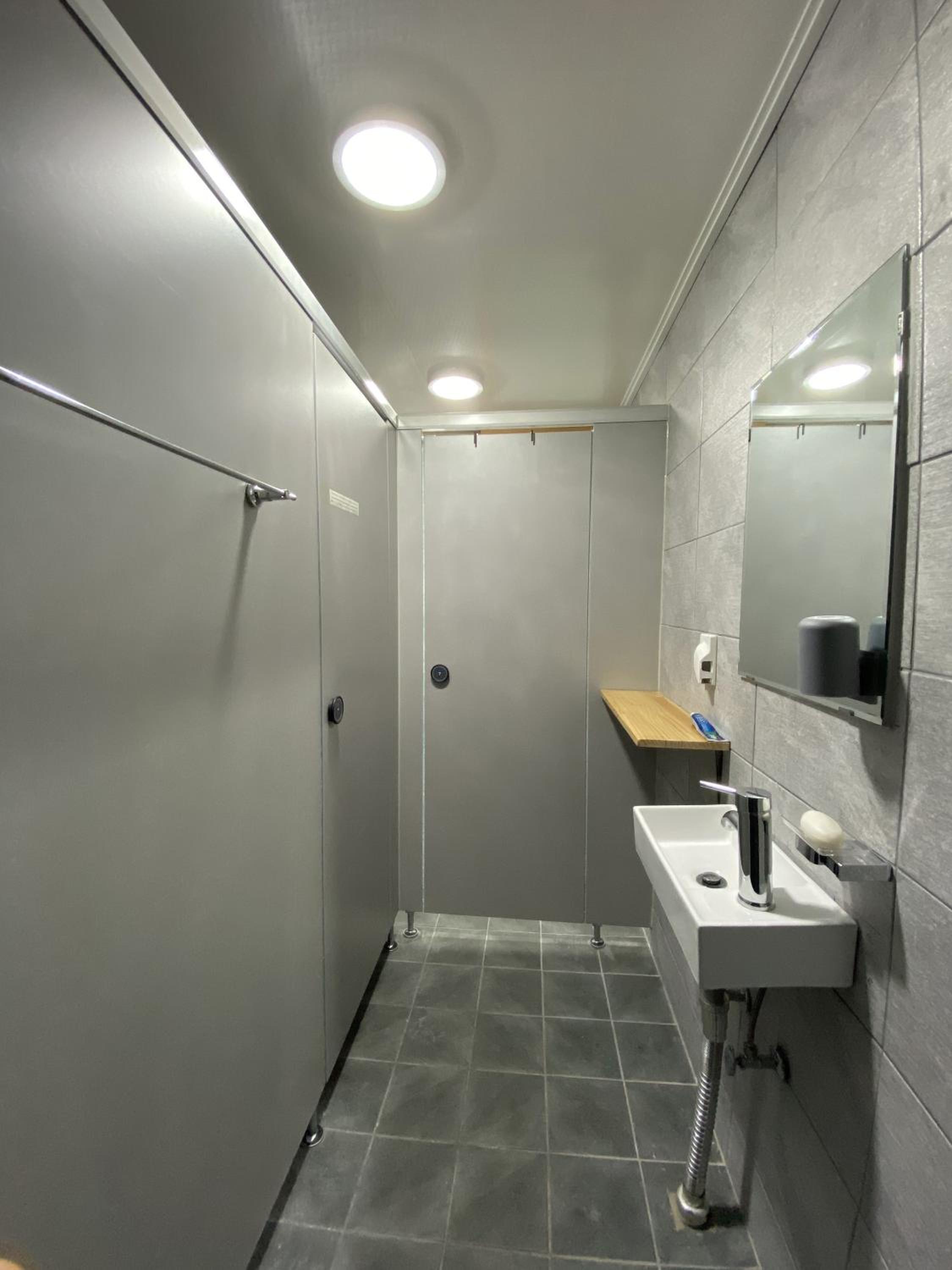 Photo 44