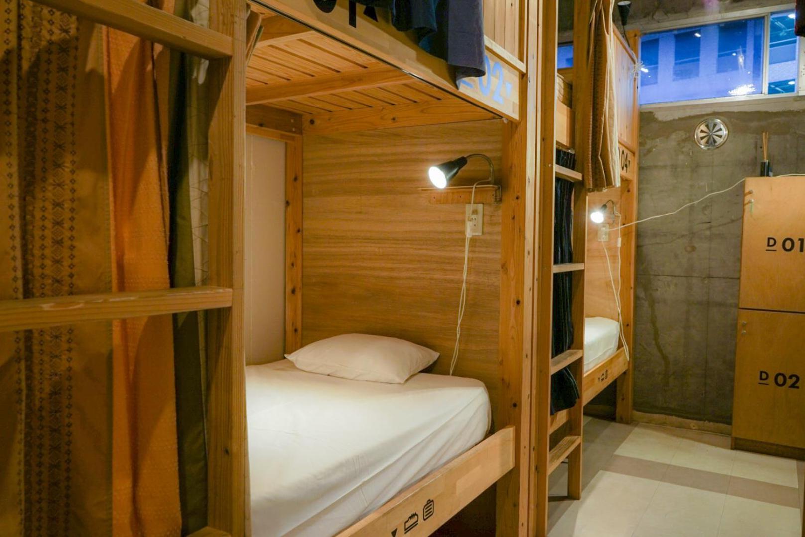 Hostel TangaTable