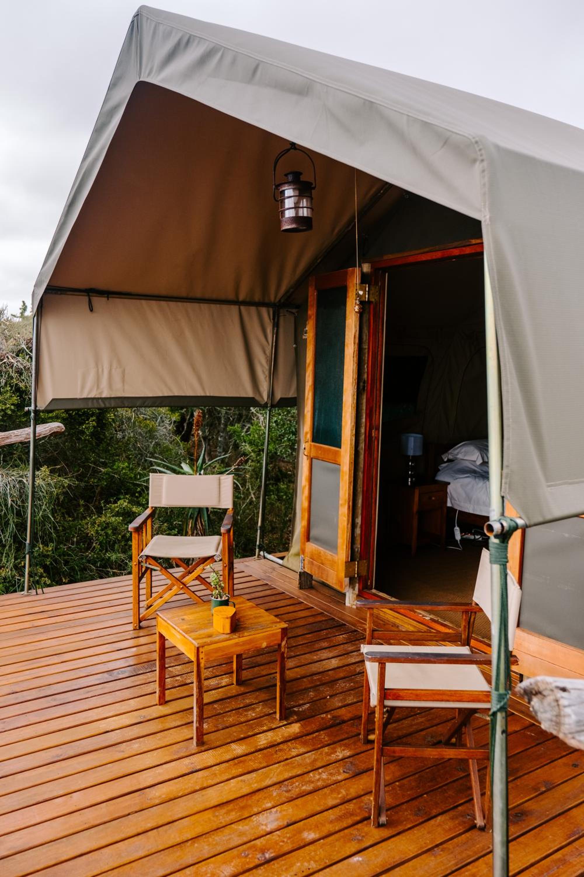 Woodbury Tented Camp – Amakhala Game Reserve