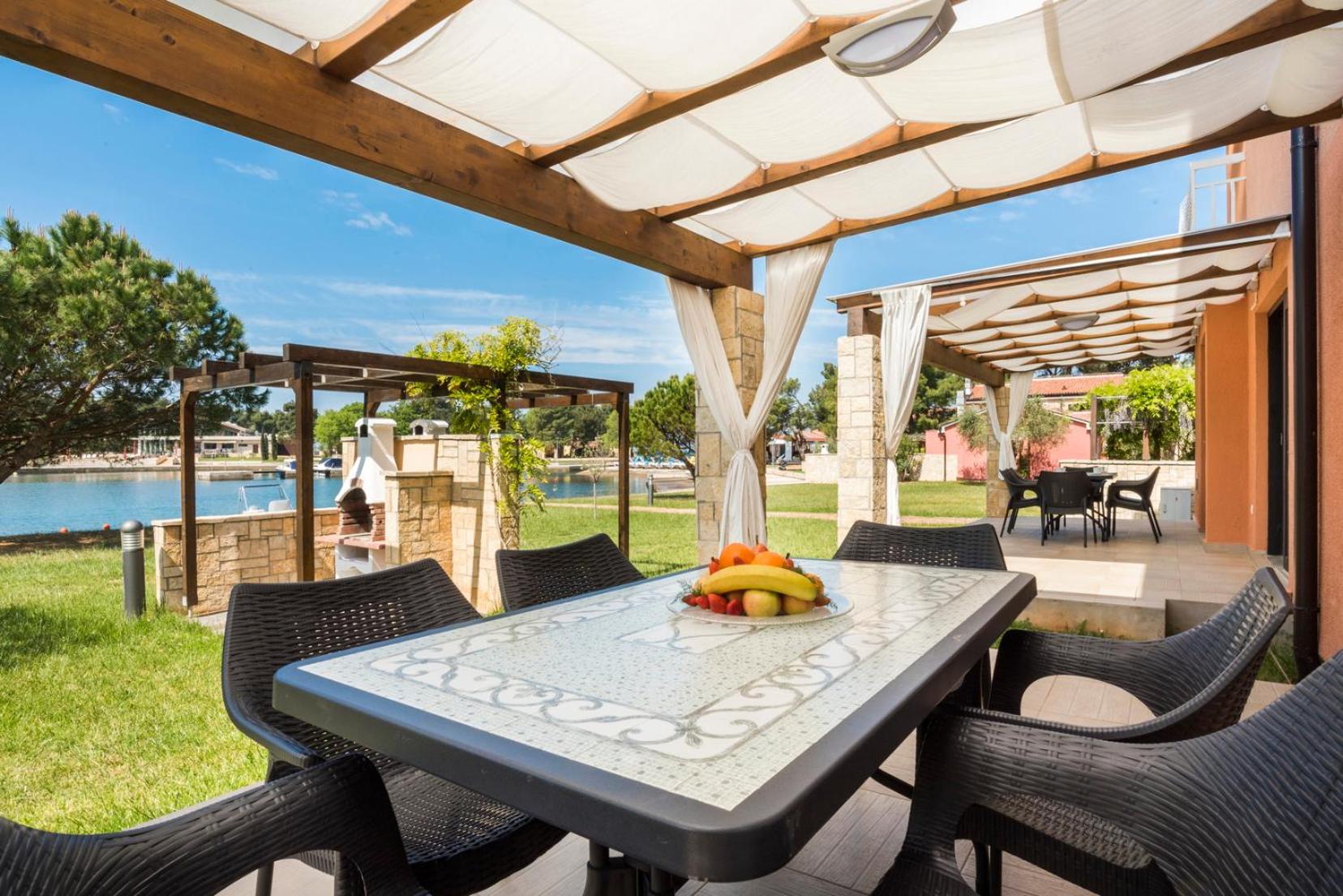 Apartments Amfora Plava Laguna view 2