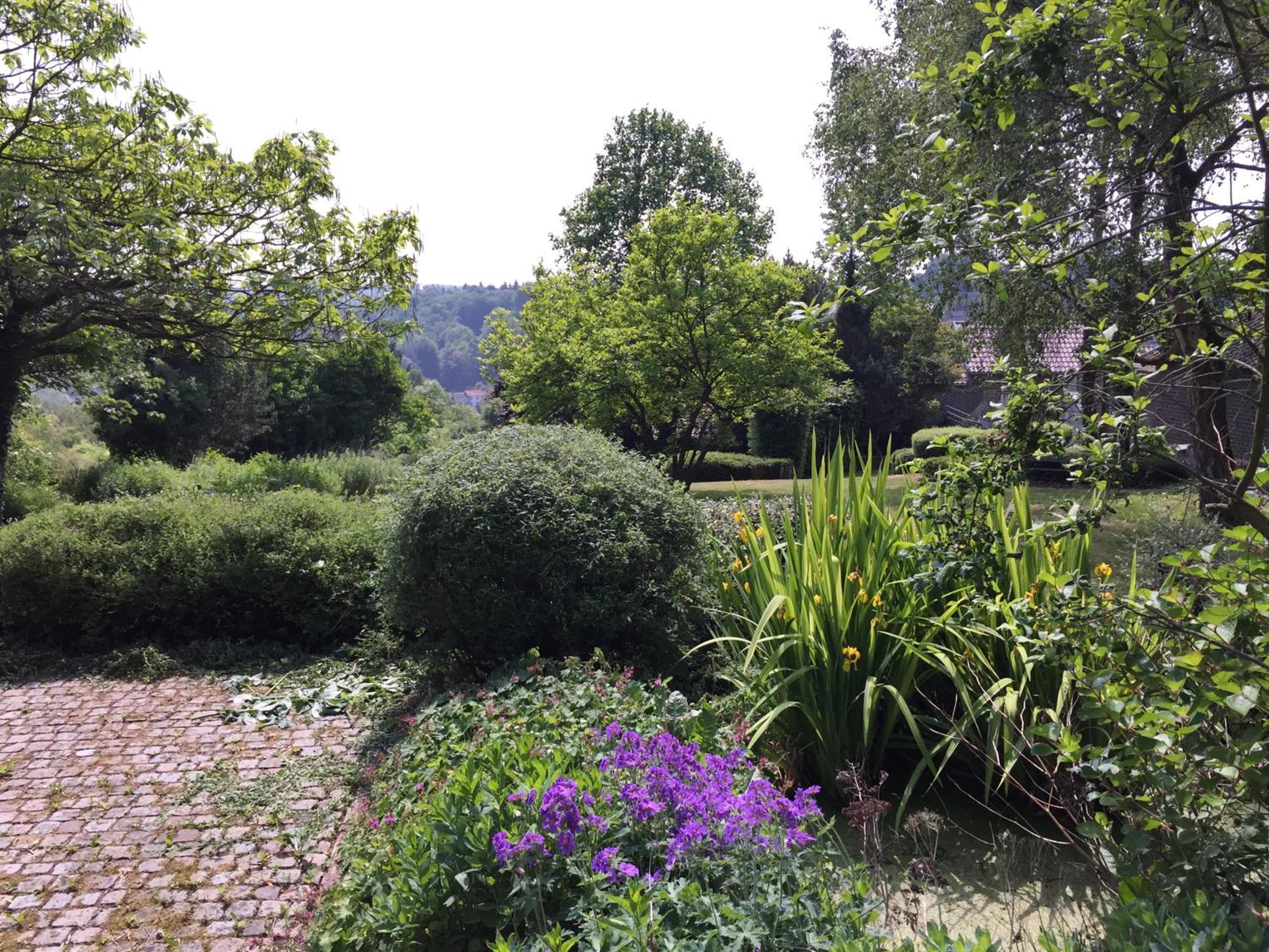 Le Chénia