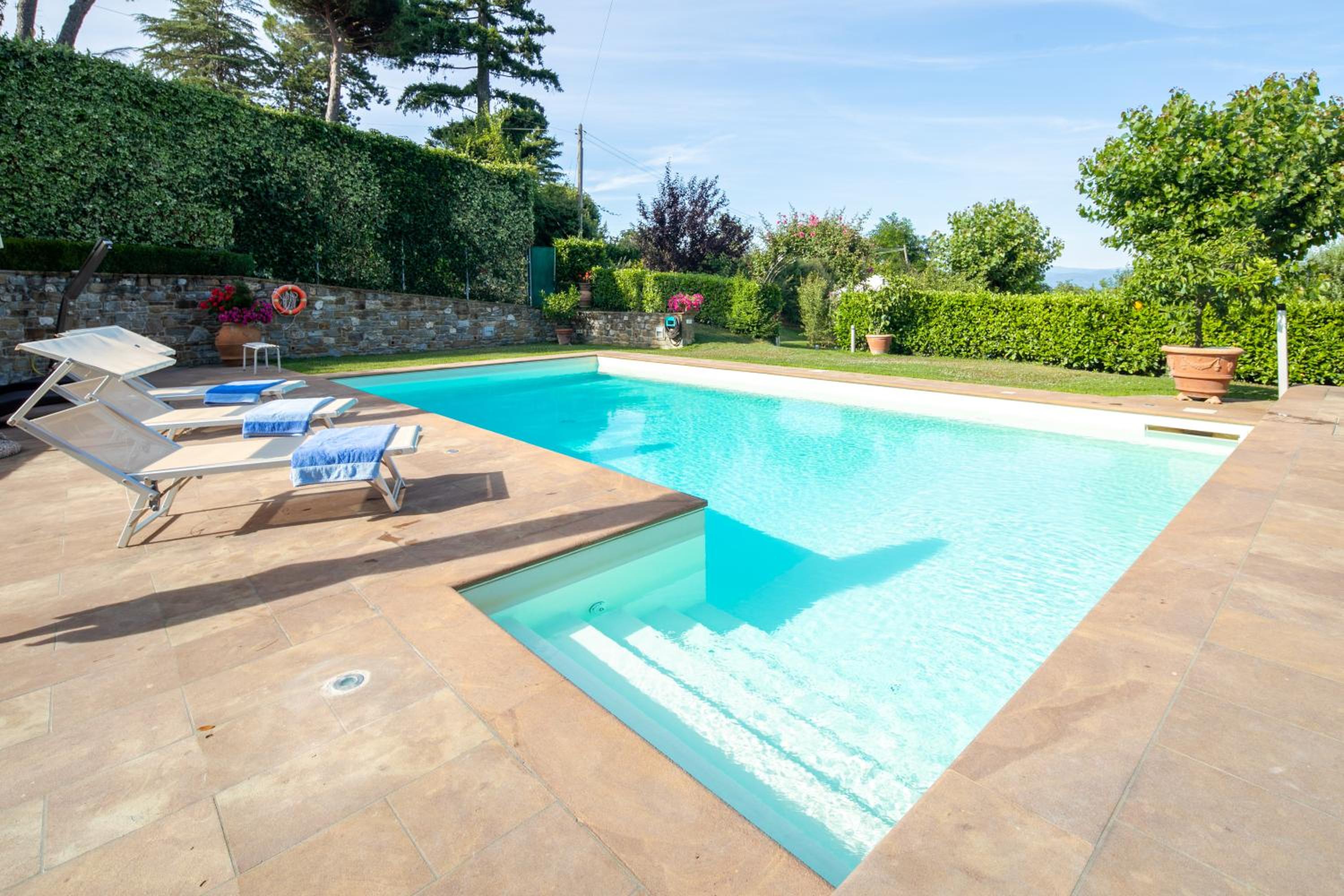 Villa Collesole by Mmega