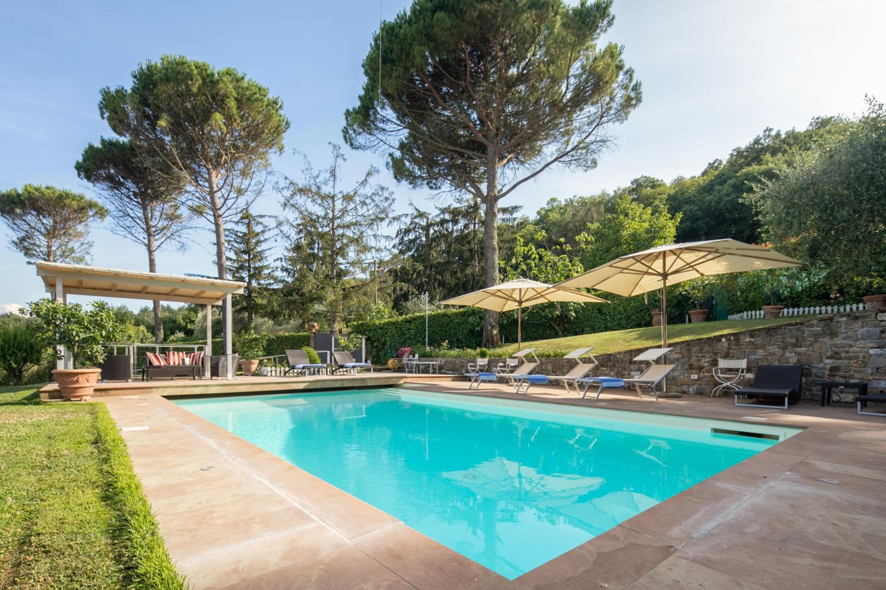 Villa Collesole by Mmega