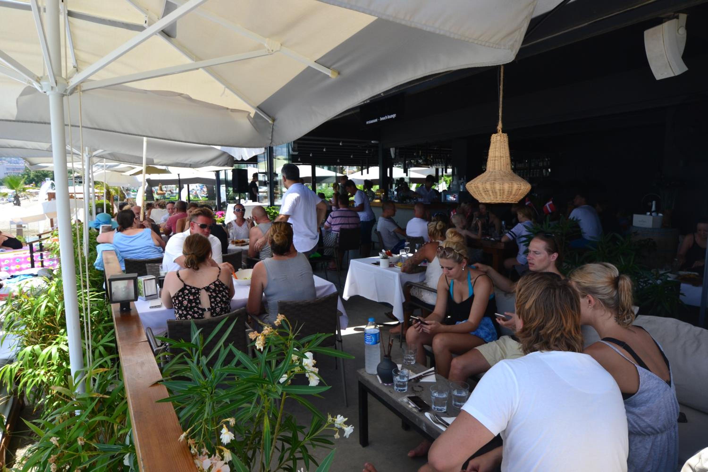 Sun Hotel By En Vie Beach - Image 19