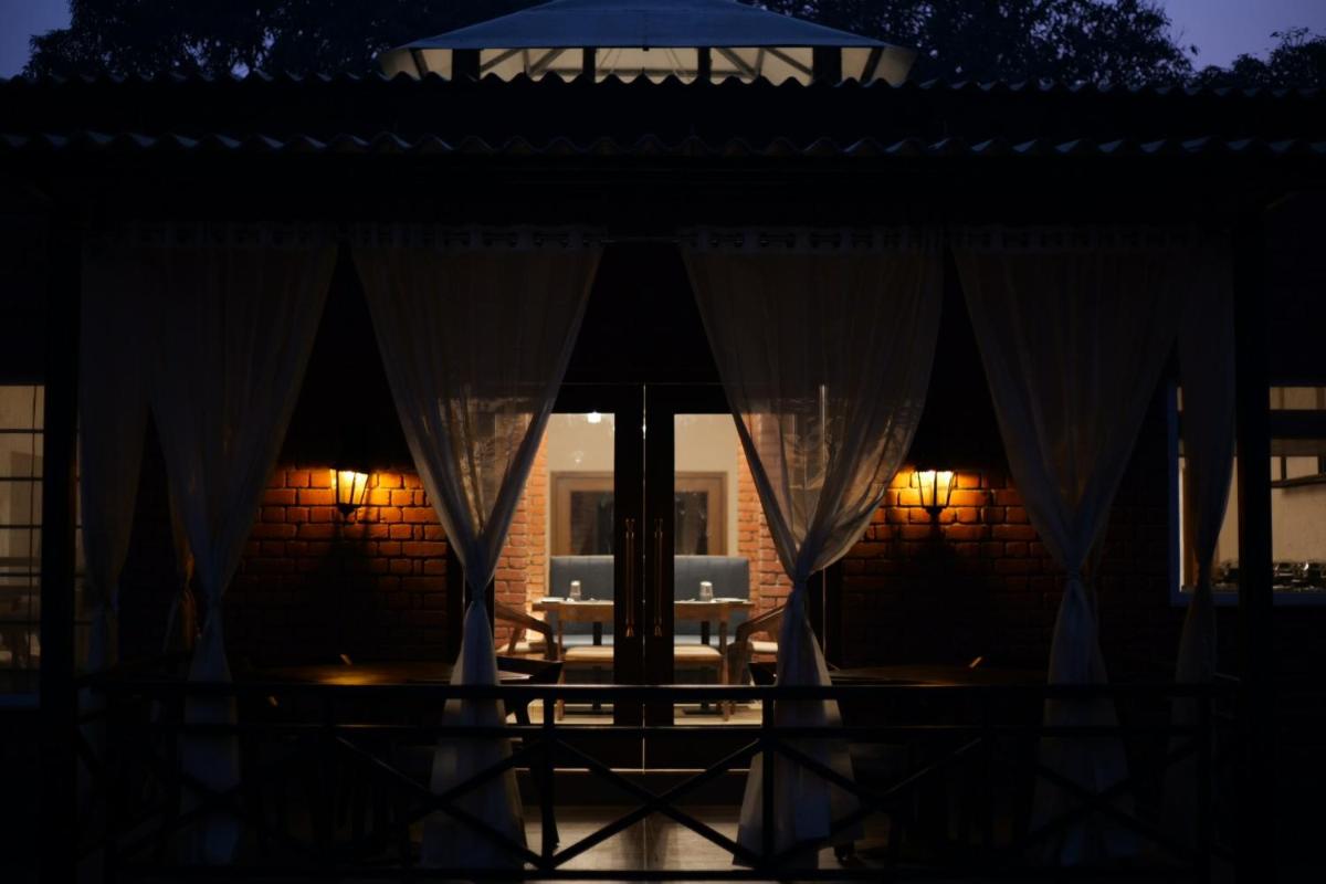 outdoor BBQ area