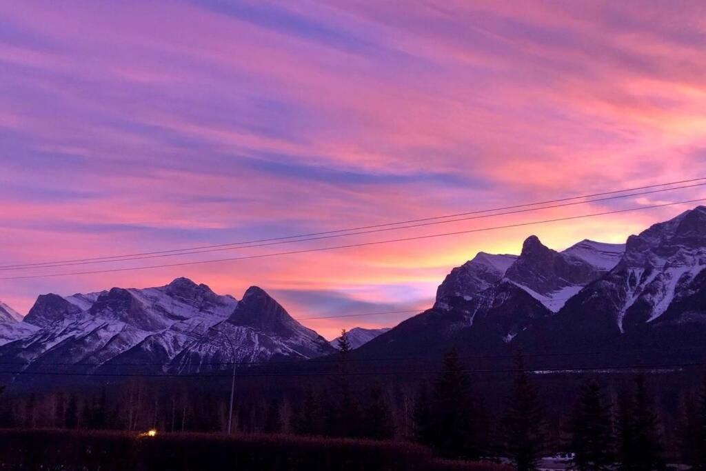 MountainView -PrivateChalet Sleep7- 5min to DT Vacation Home