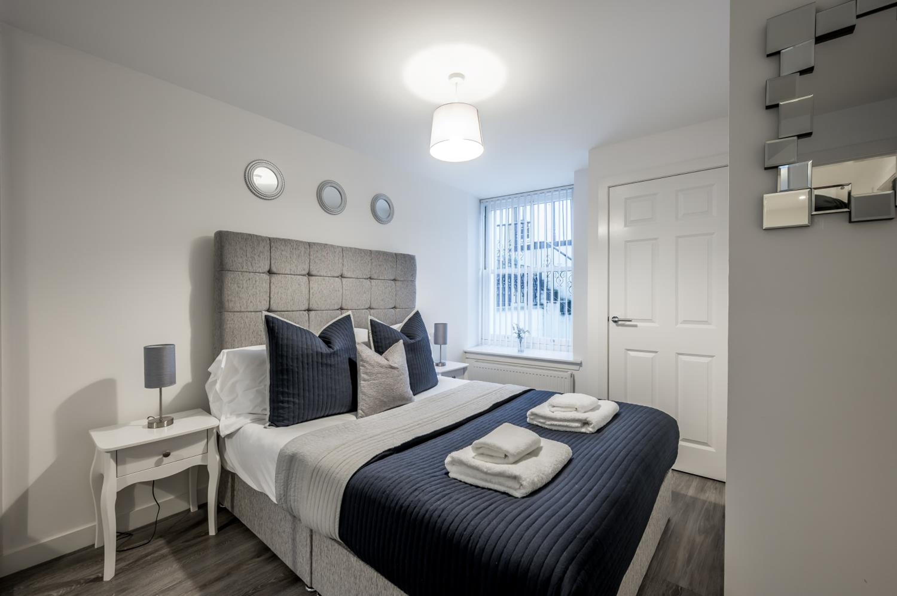 Casa Fresa - King Street Apartments