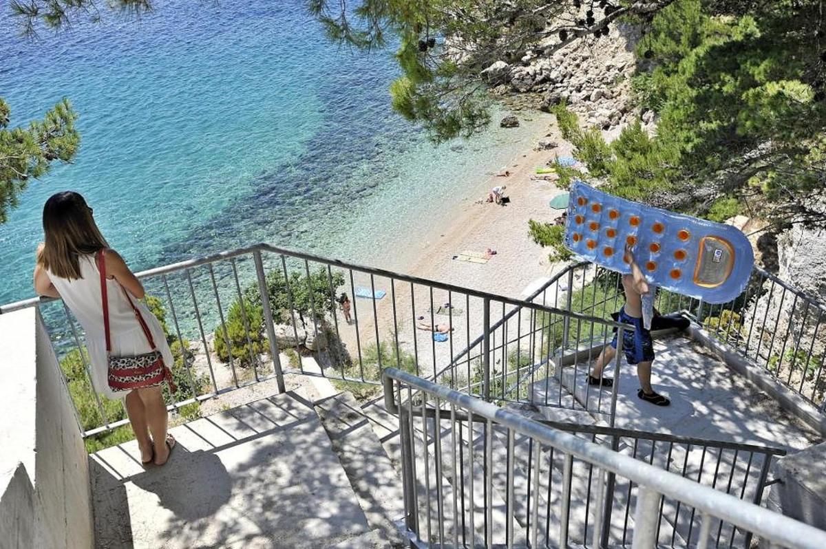 Villa LeoMa with heated pool photo 2