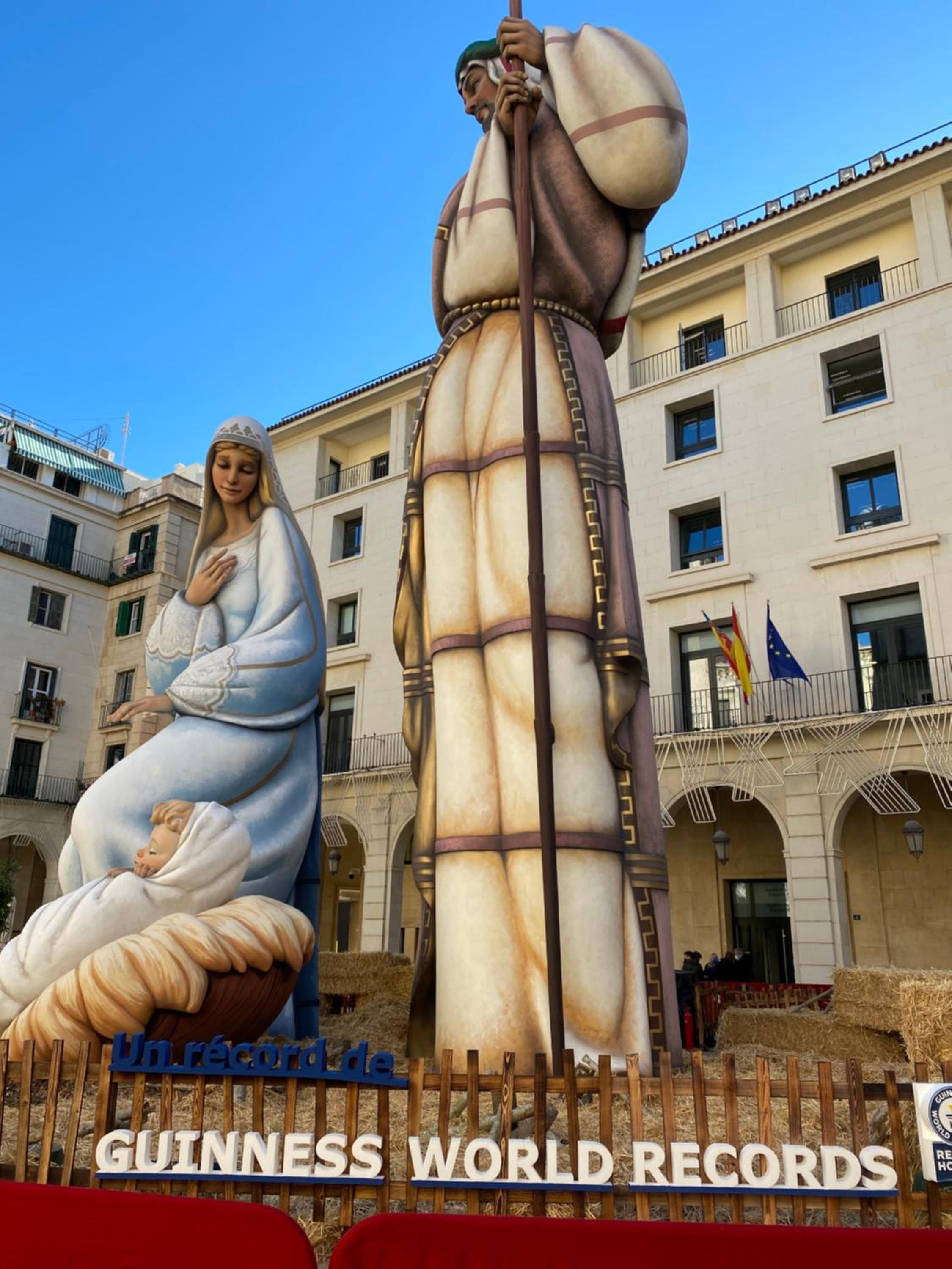 Photo 33