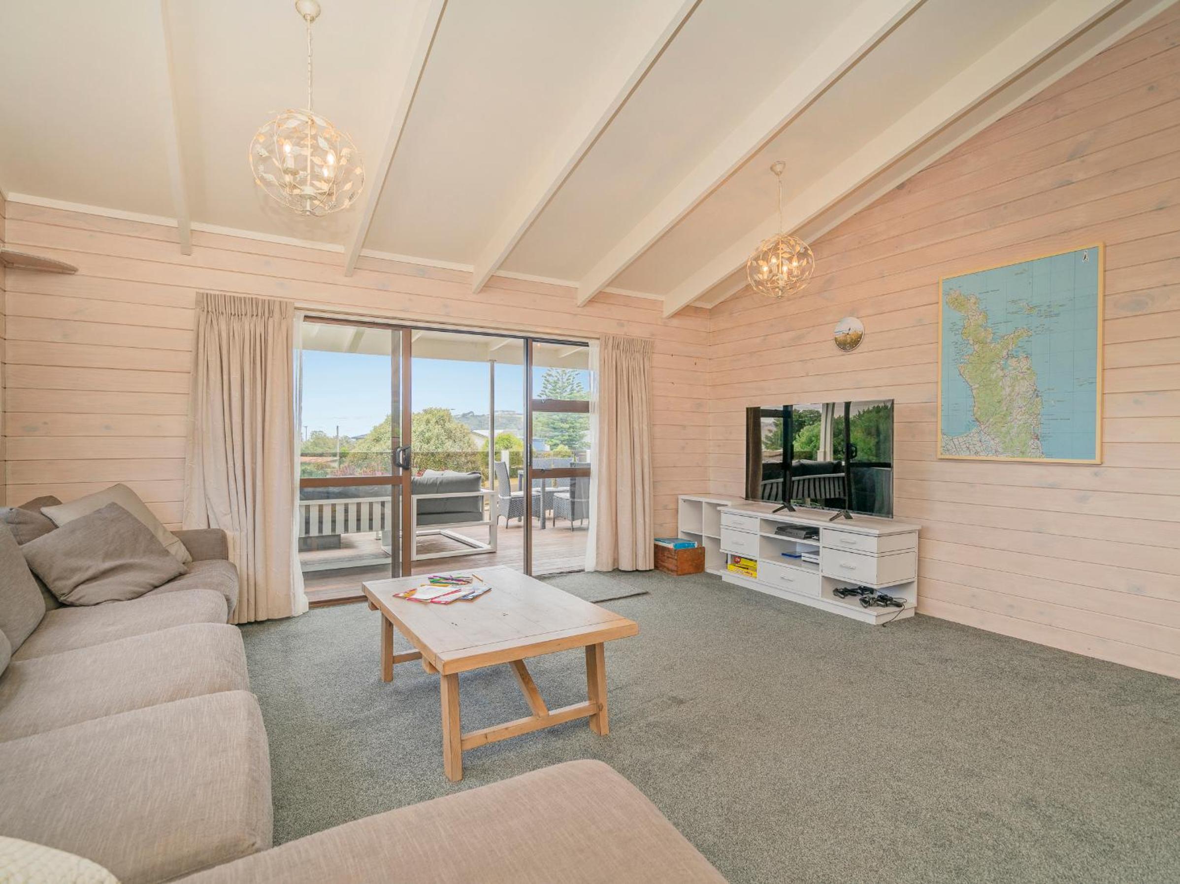 Daze Away - Cooks Beach Holiday Home view 5