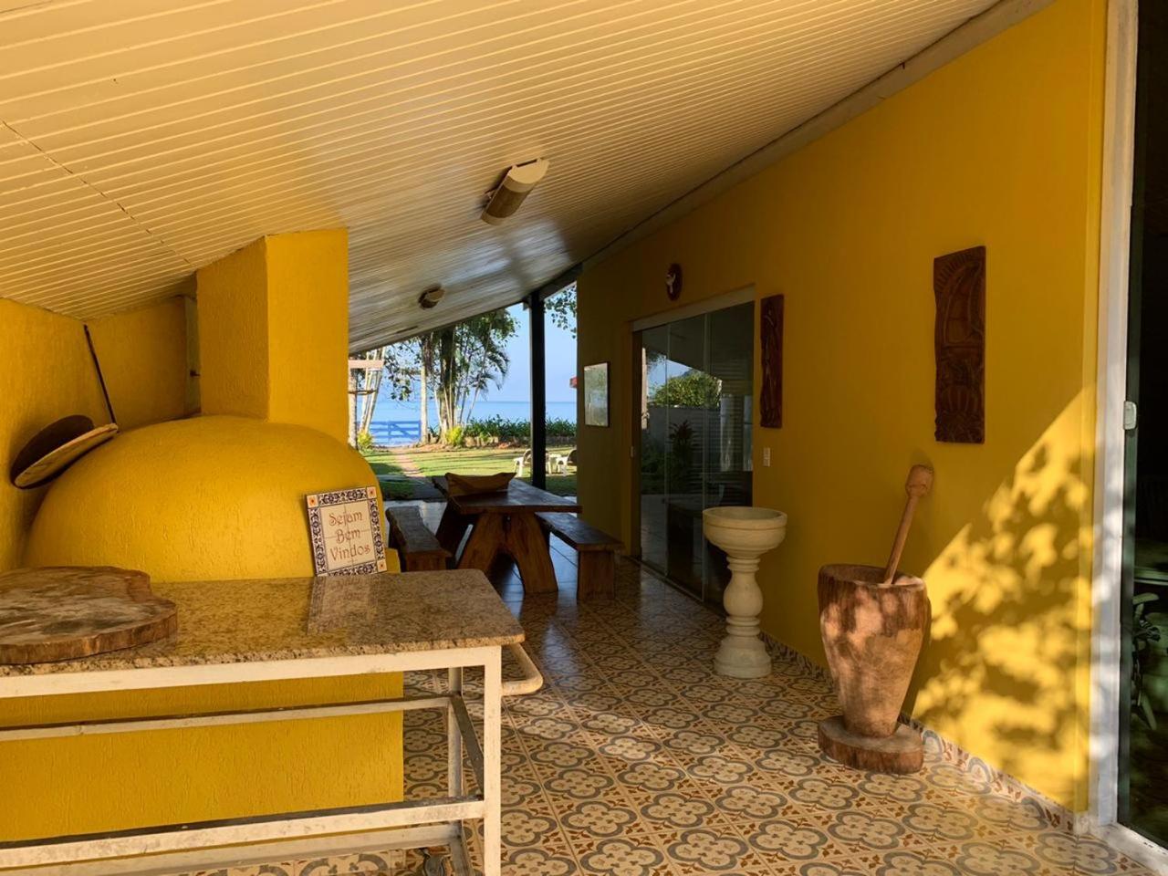 Casa pé na areia - Praia do Lázaro