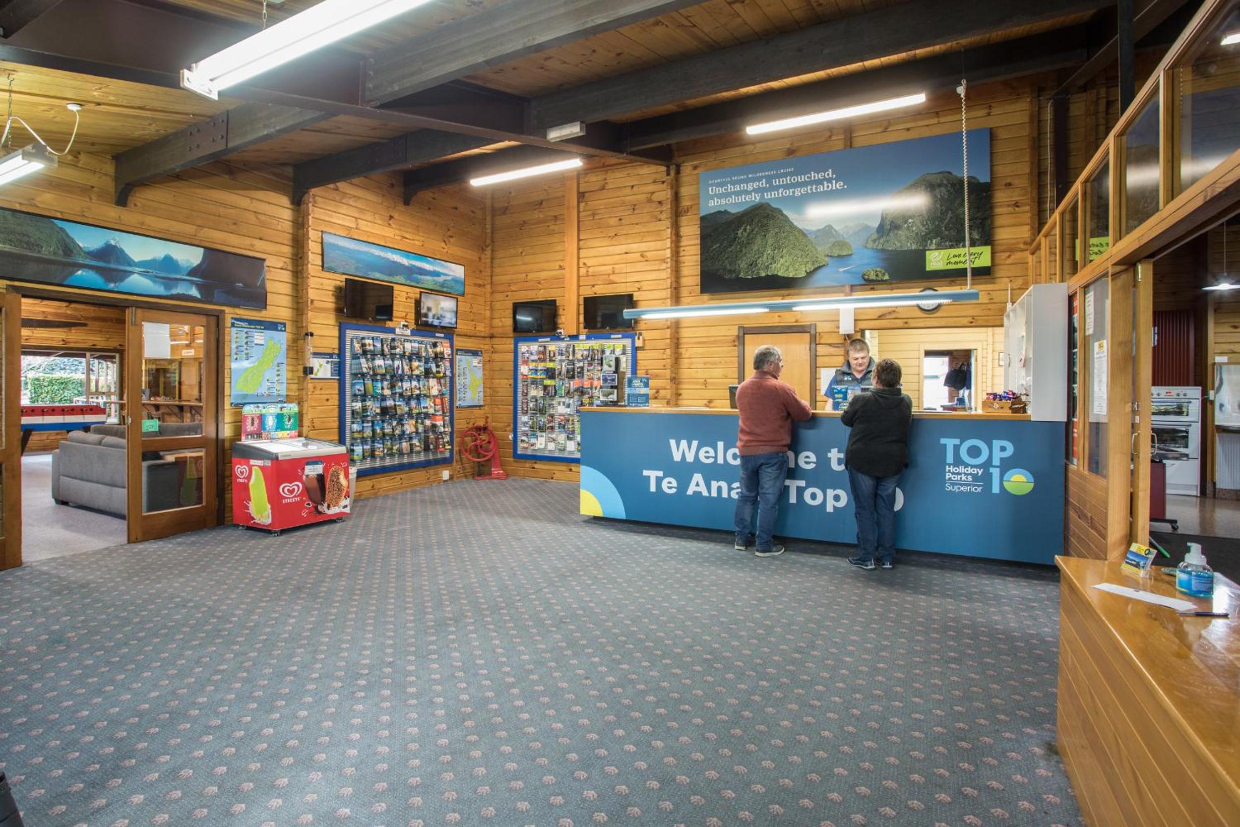Te Anau Top 10 Holiday Park and Motels