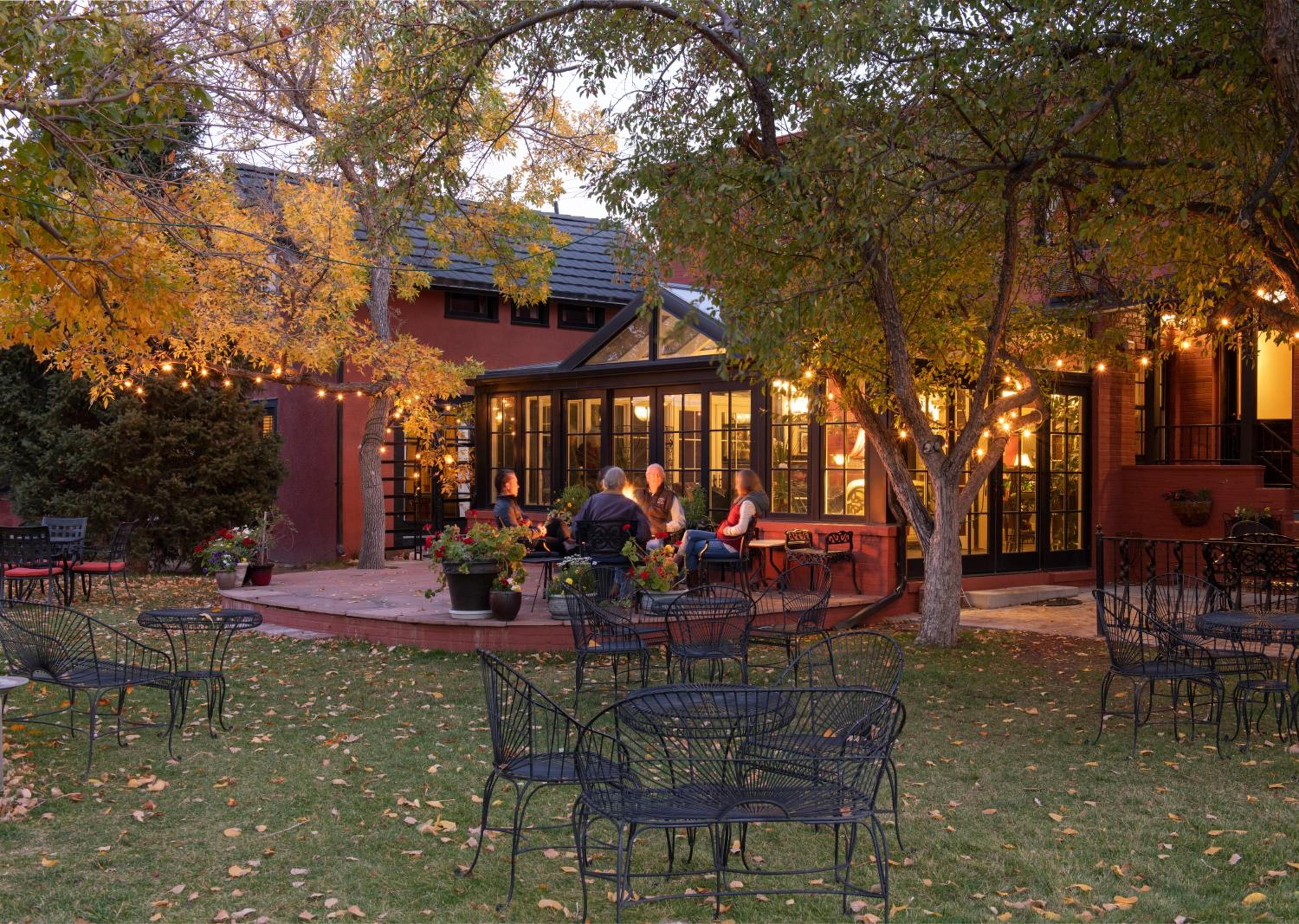 Cody Vacations - Chamberlin Inn - Property Image 2