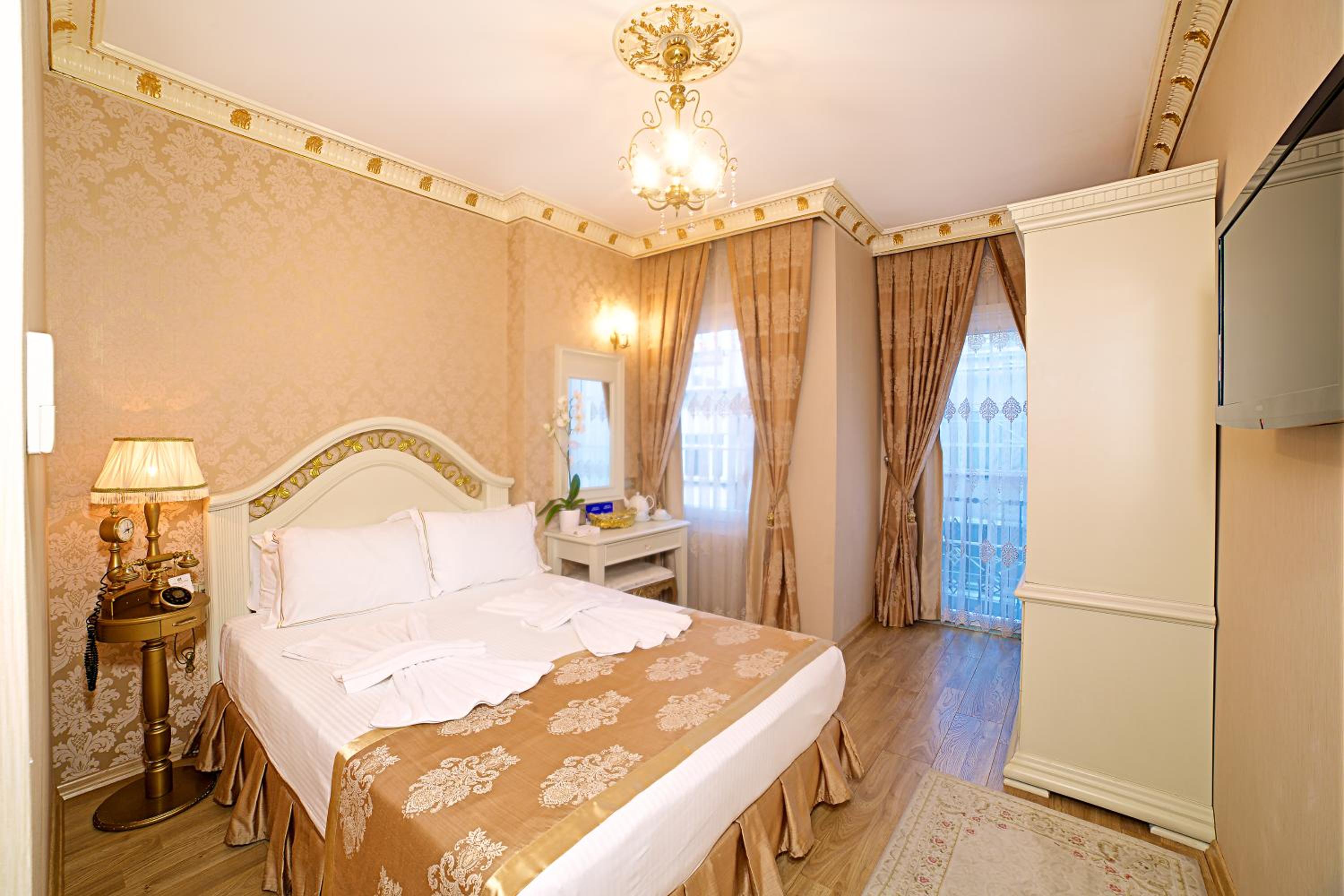 White House Hotel Istanbul - Image 24
