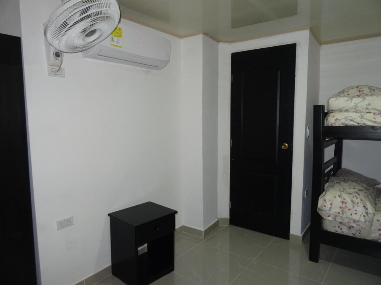 Espectacular, amplio y hermoso apartamento en condominio al frente de la playa El Rodadero