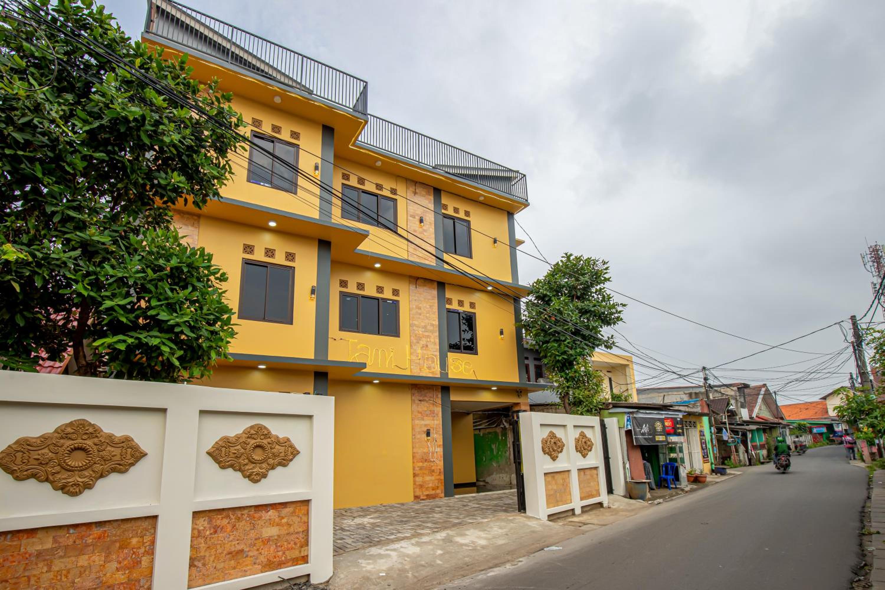 Tami House Bintaro Syariah view 2