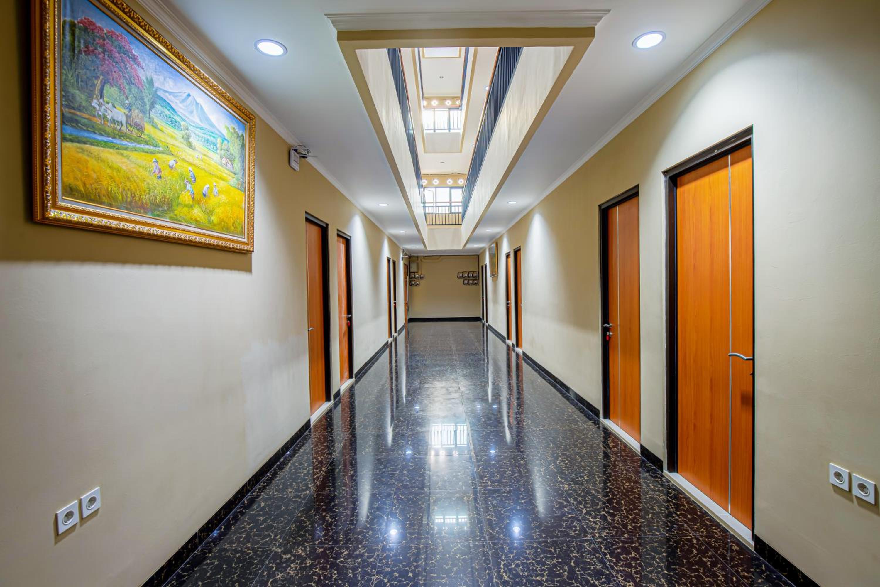 Tami House Bintaro Syariah view 4