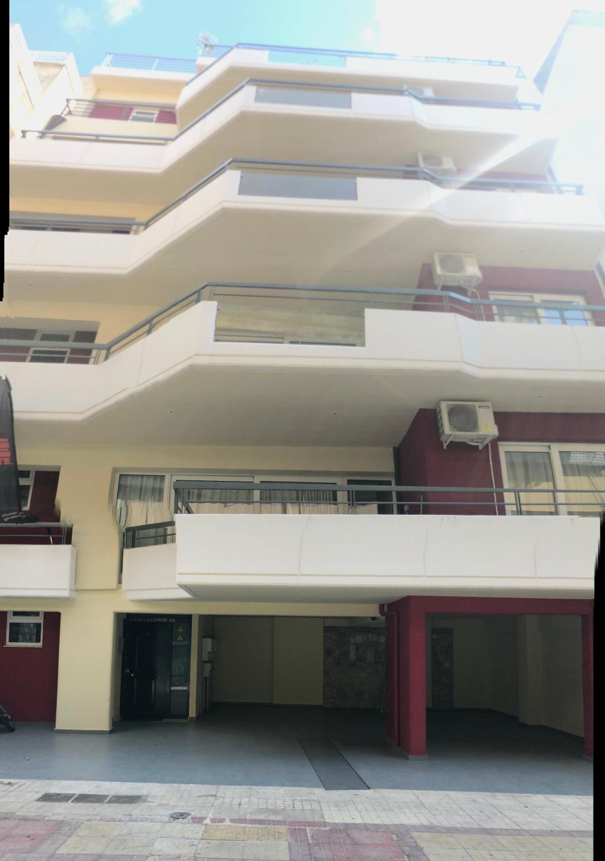 SilkFab Apartments