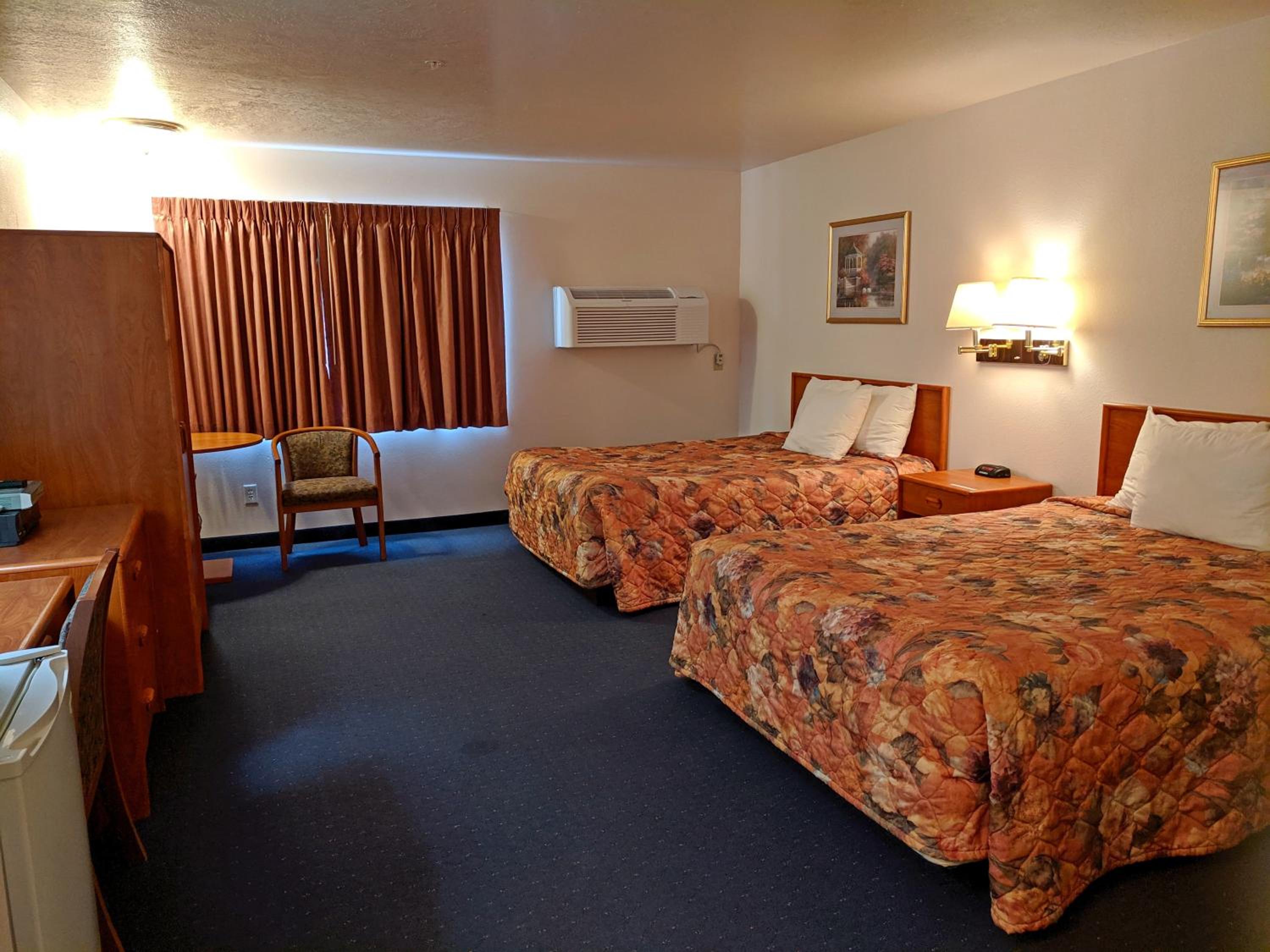 Aquarius Inn