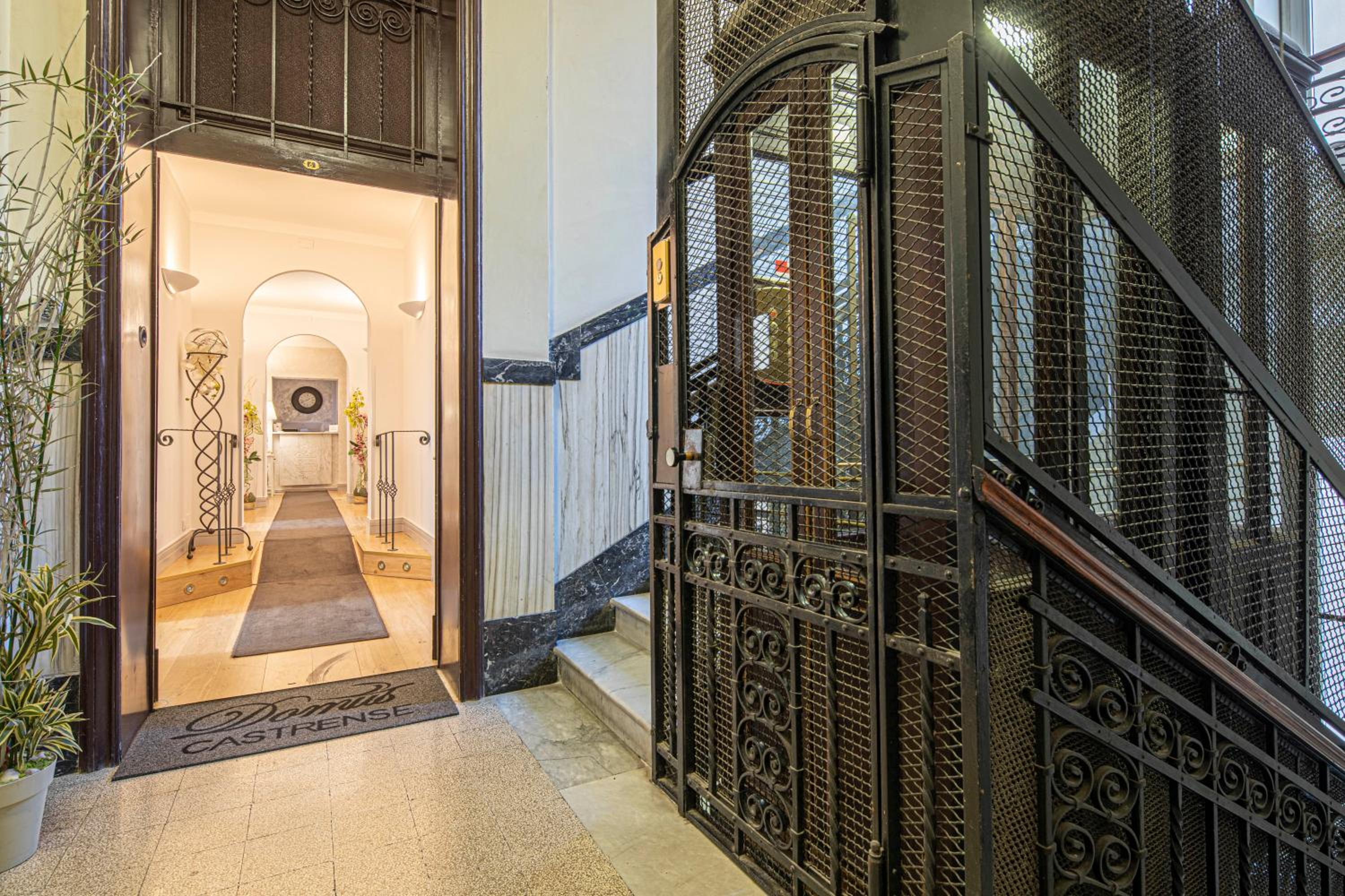Suite Castrense — Rome