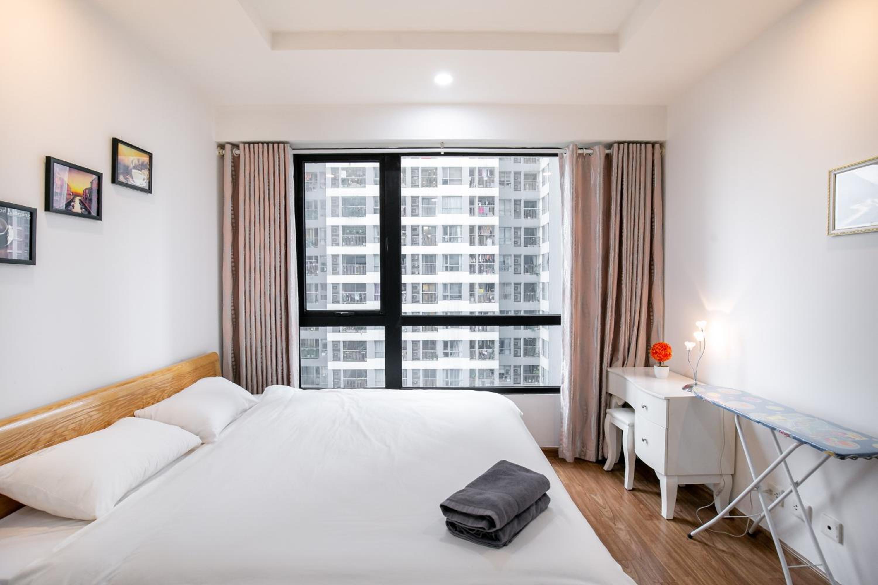BOM HOMES- VINHOMES TIMES CITY- 2BR-LUXURY APt