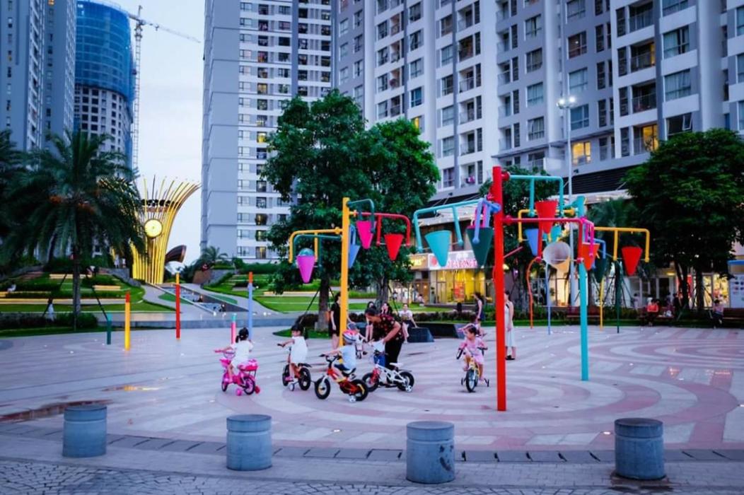 BOM HOMES- VINHOMES TIMES CITY- 2BR-LUXURY APt