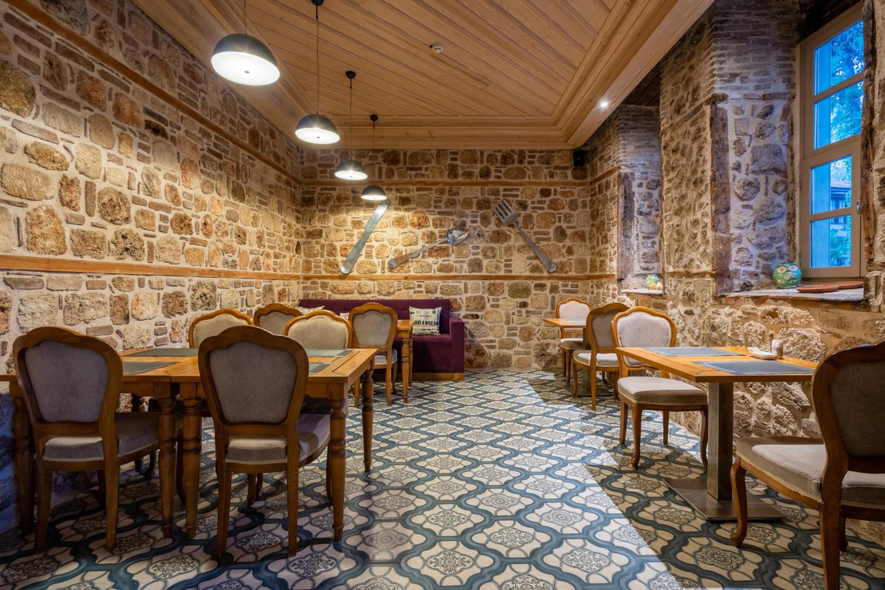Puding Hotel - Image 22