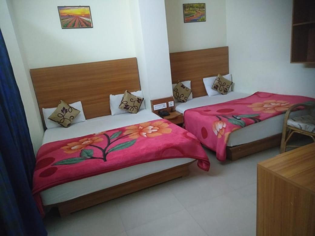 Munnar Vacations - Red Star Holidays - Property Image 2
