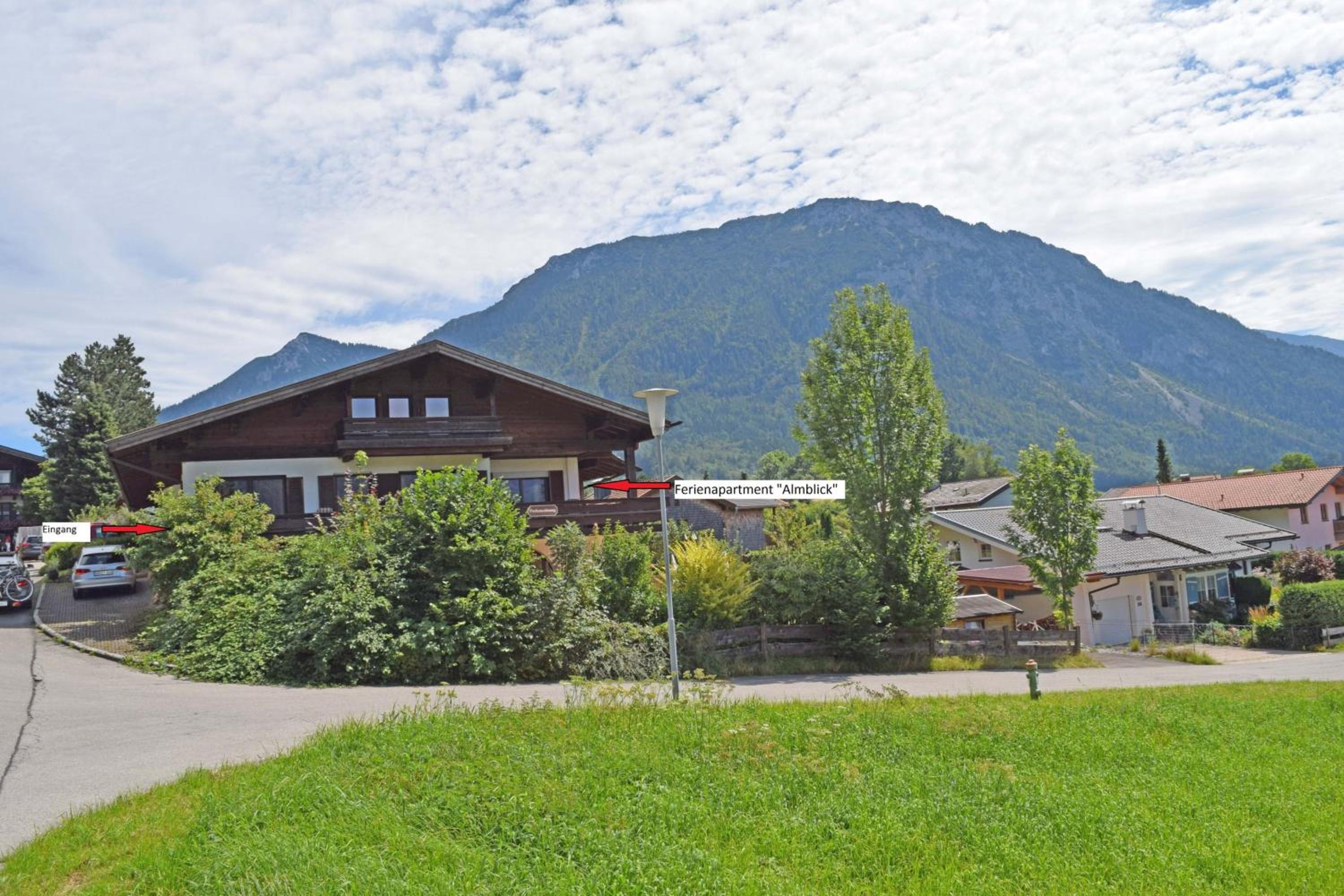 Ferienwohnungen "Am Golfplatz" inkl. Chiemgaukarte view 2