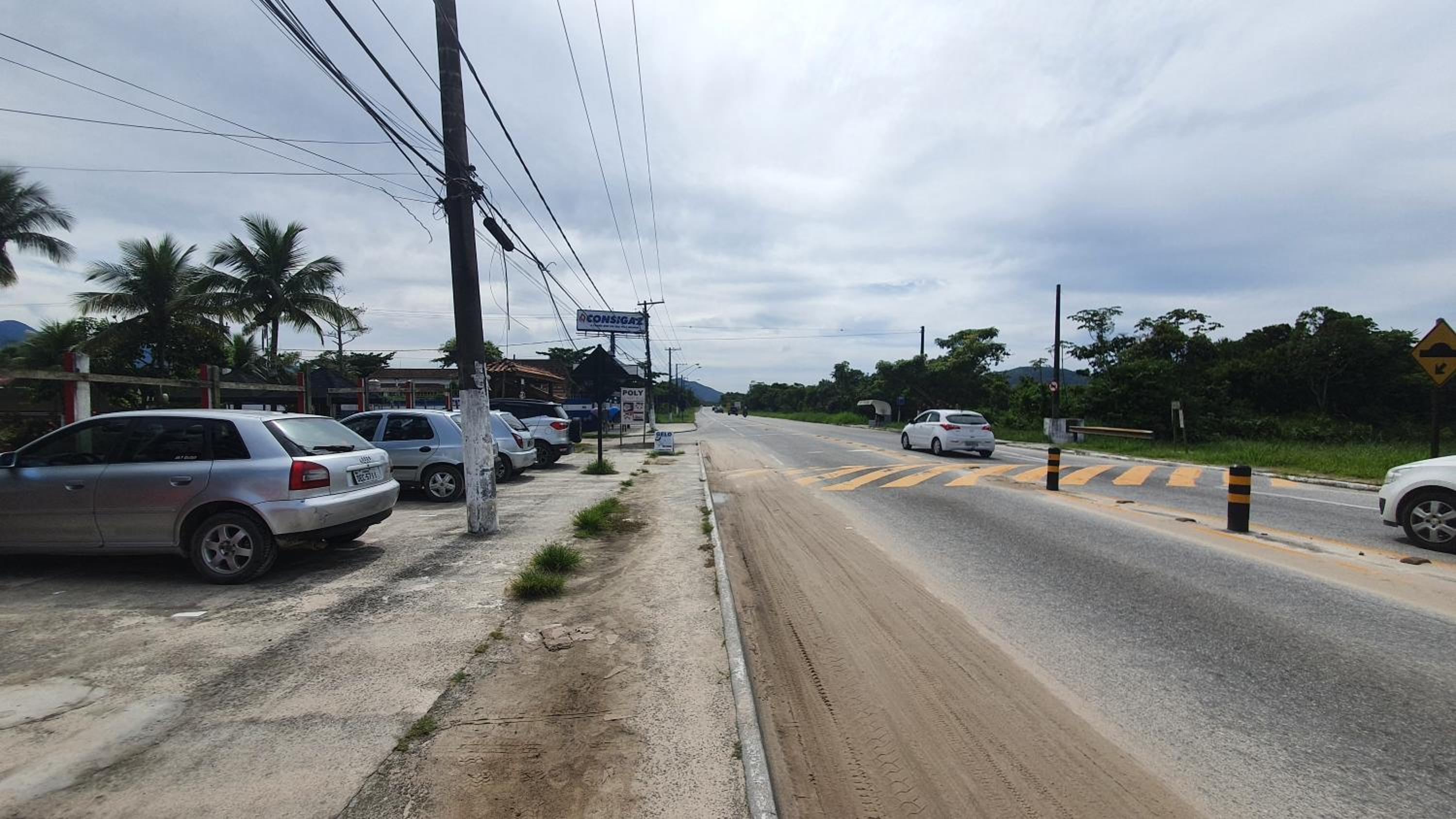 Kitnet Com Ar, em frente a Praia de Boracéia