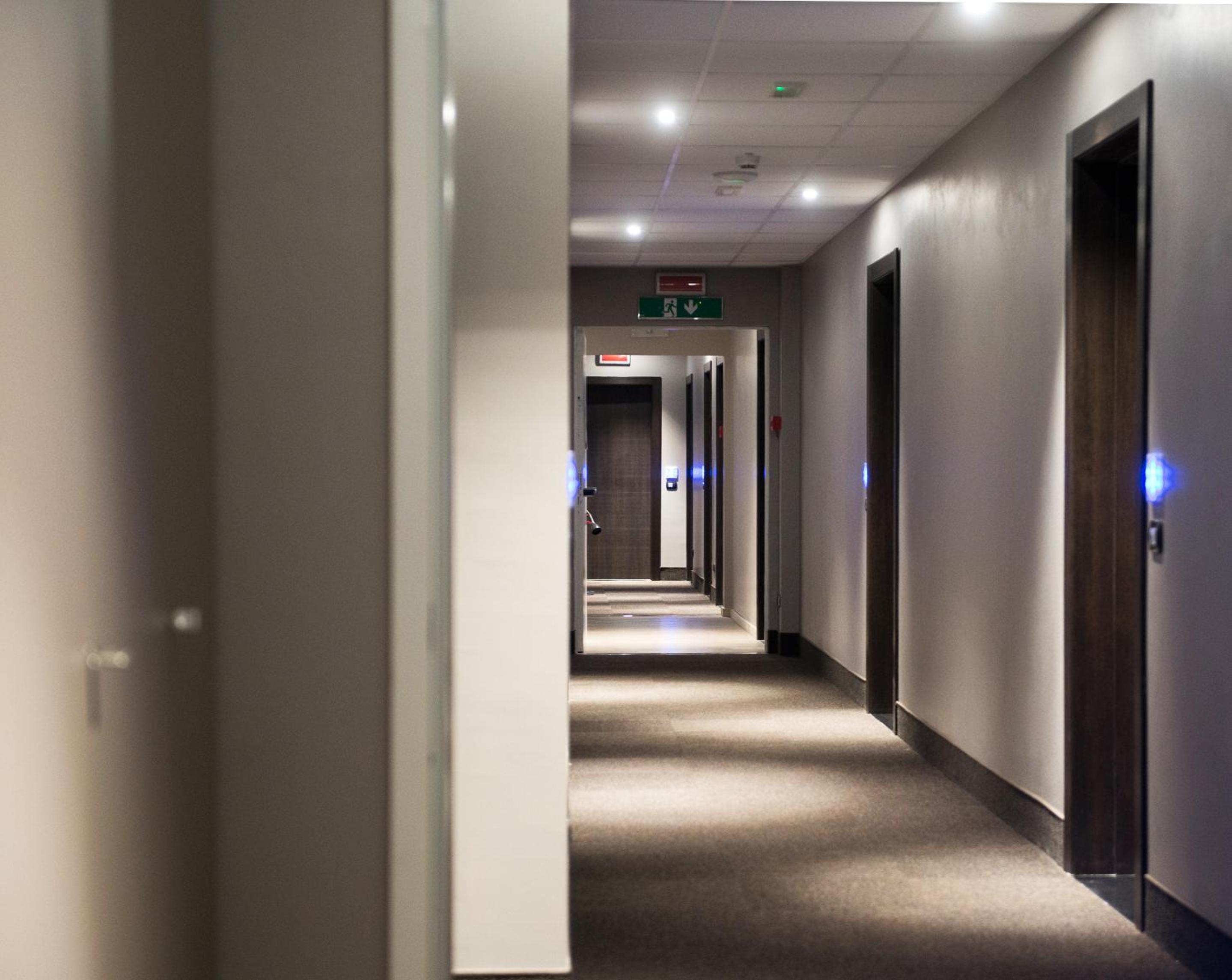 Duomo Hotel & Apartments — Milan