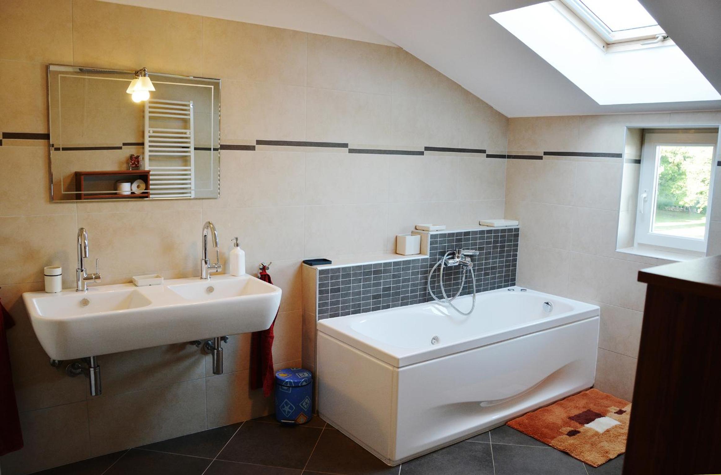Villa Gardena with private pool view 5