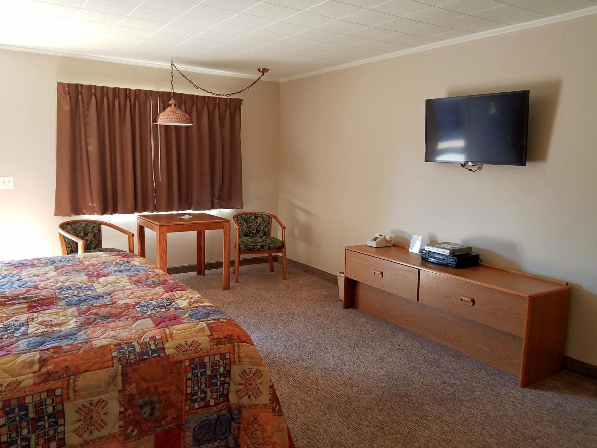 Aquarius Inn