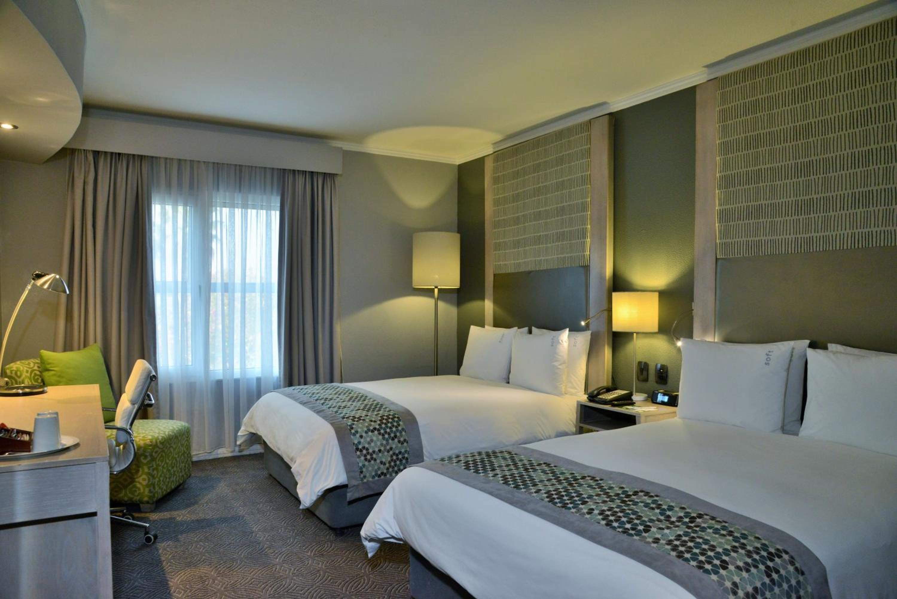 Holiday Inn Johannesburg OR Tambo Airport Hotel by IHG 4