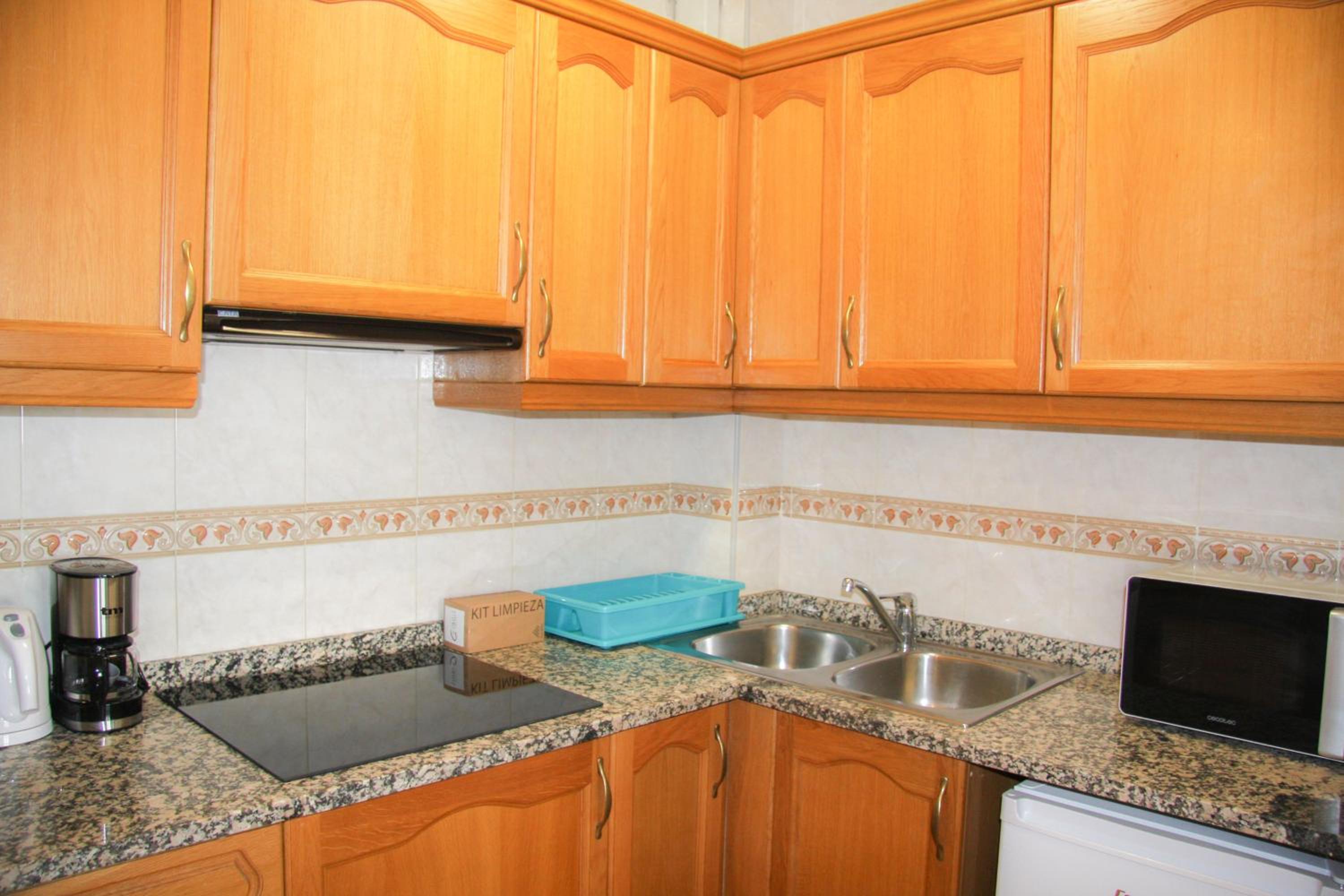 APARTAMENTS COLELLS