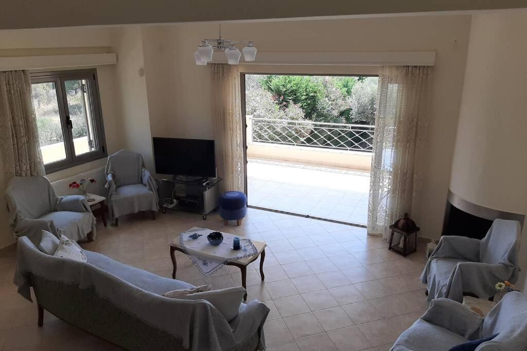 Seaside Villa AndroNikos (Evia Island)