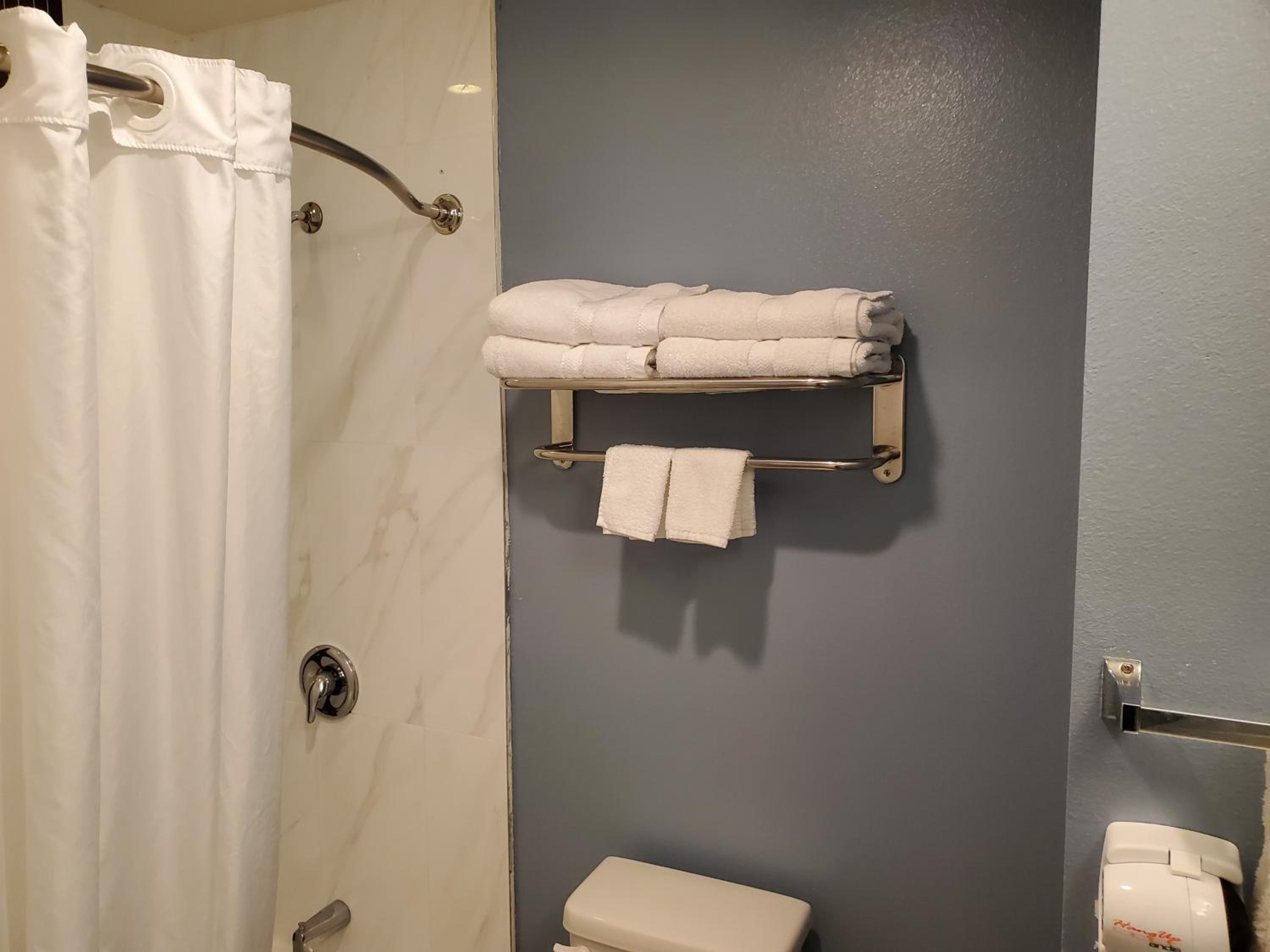 Ocean Surf Inn & Suites