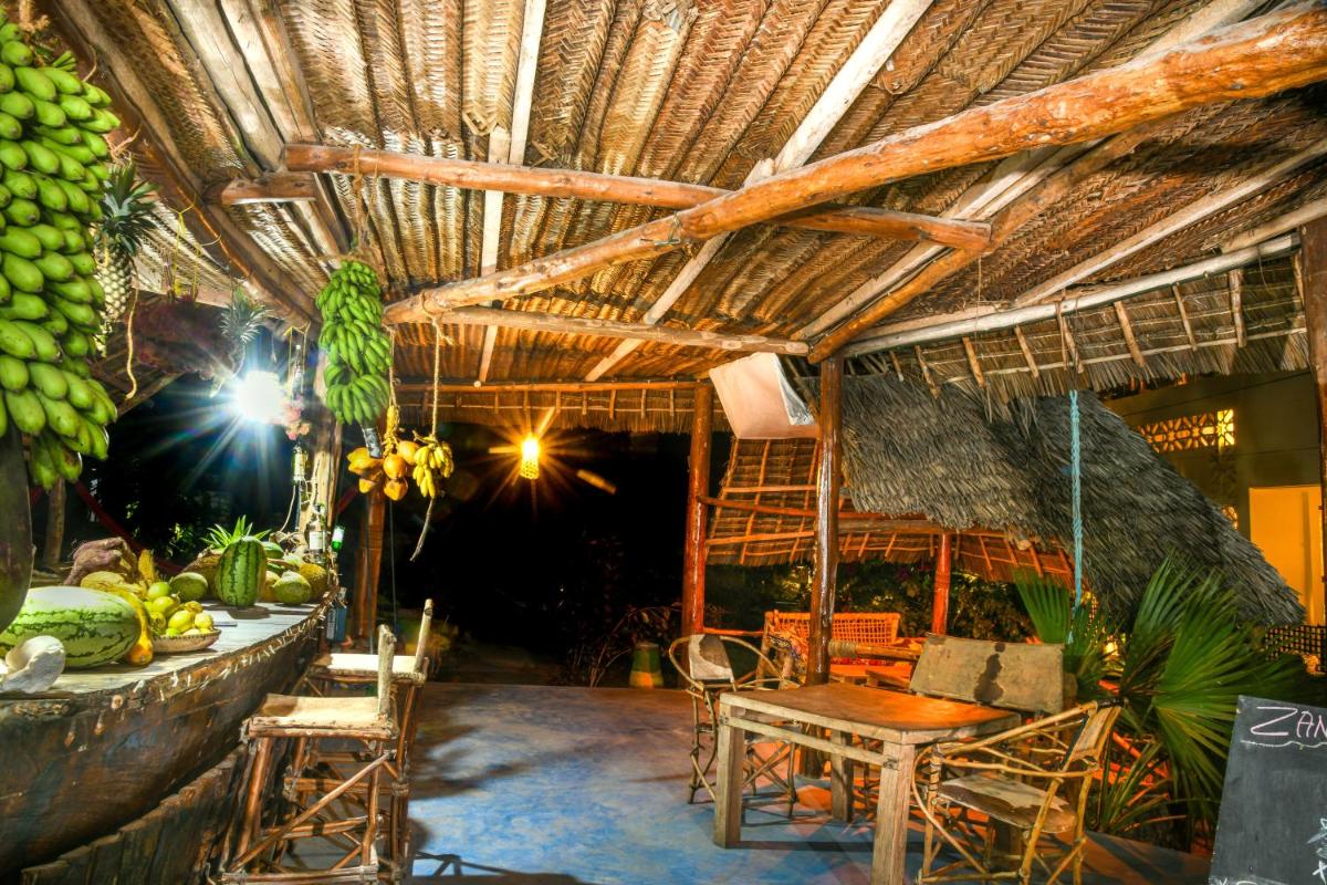 restaurant
