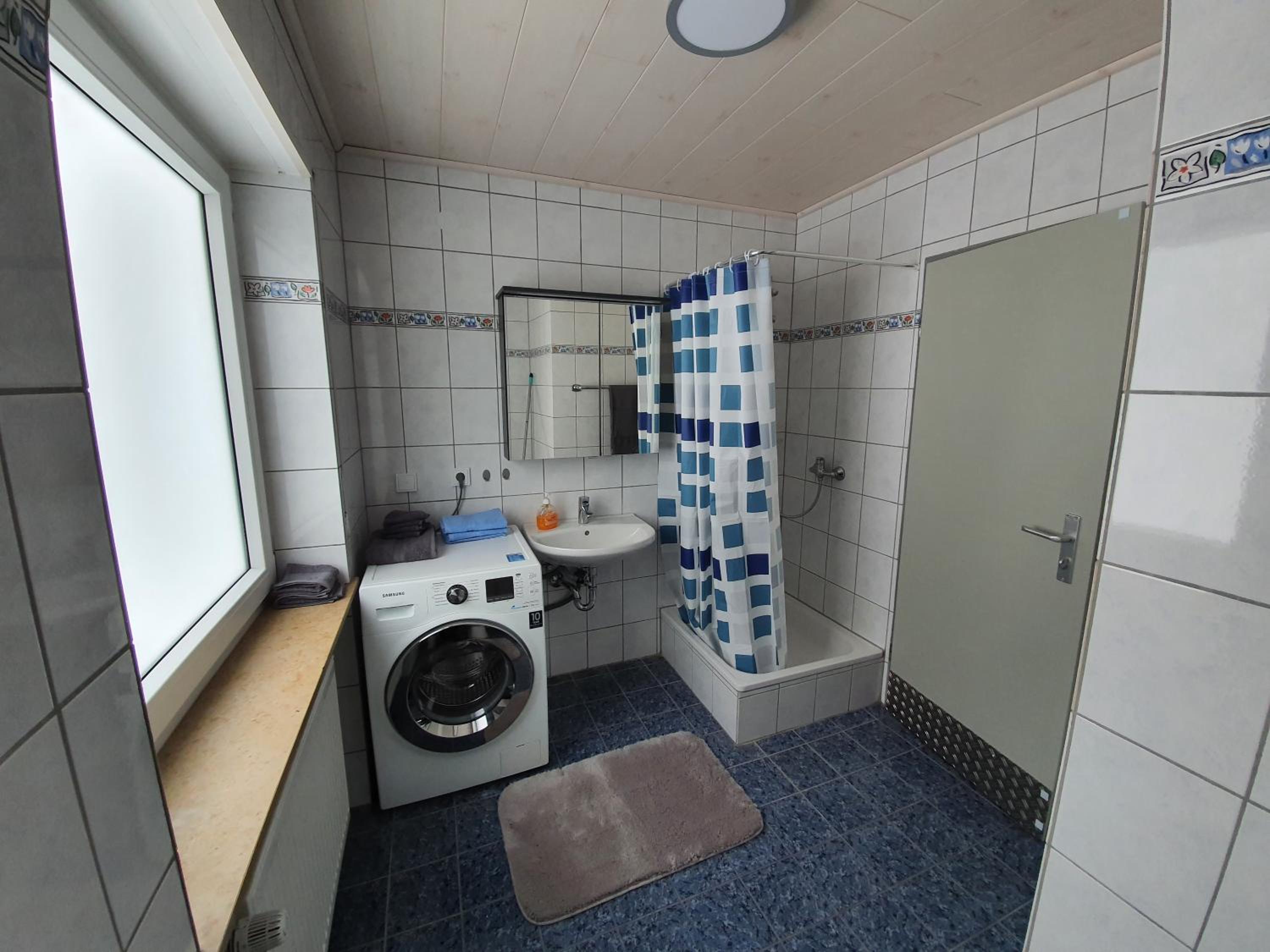 Photo 46