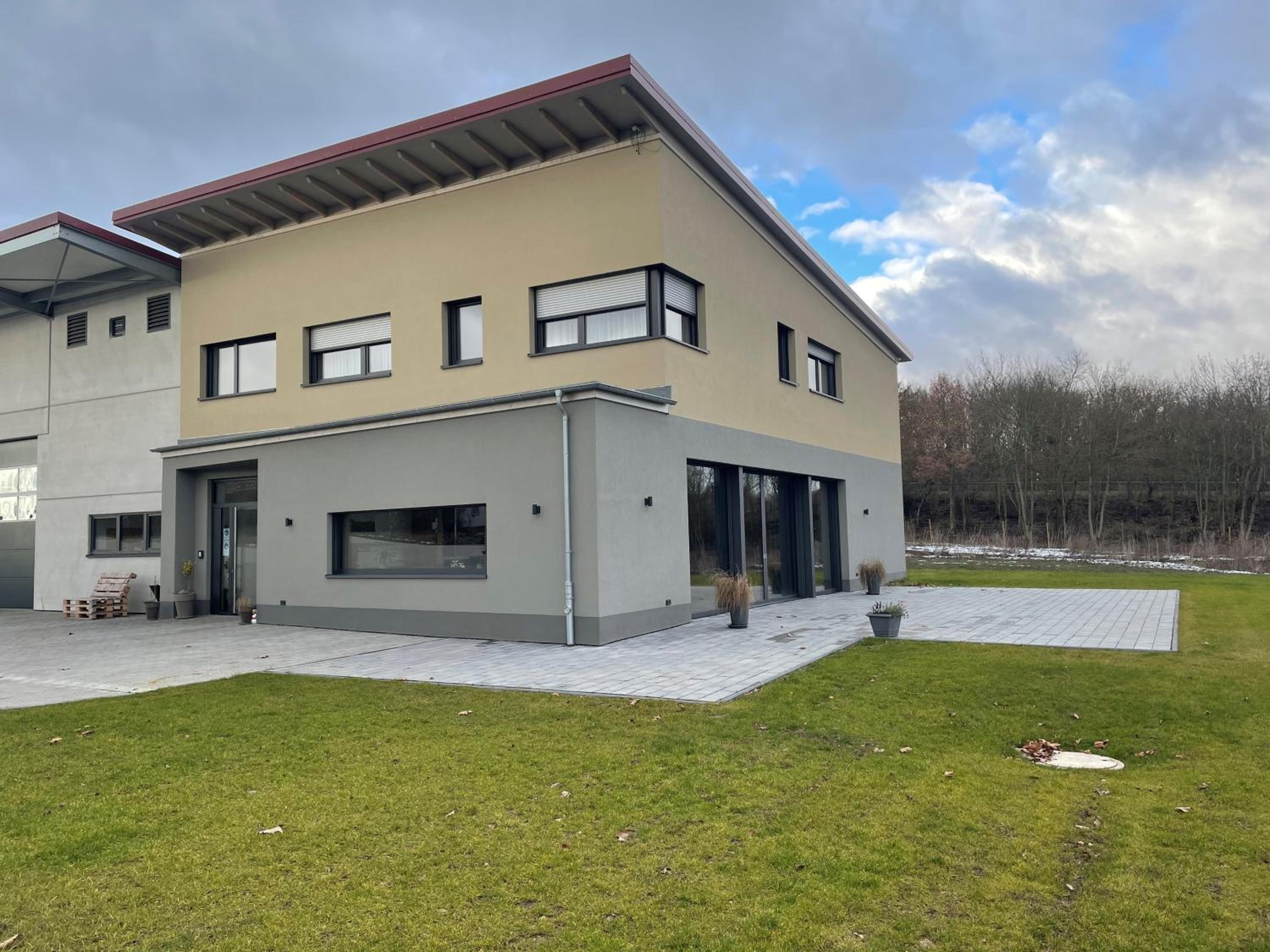 Weingut Bugner Meizelhof en Klein-Winternheim — building