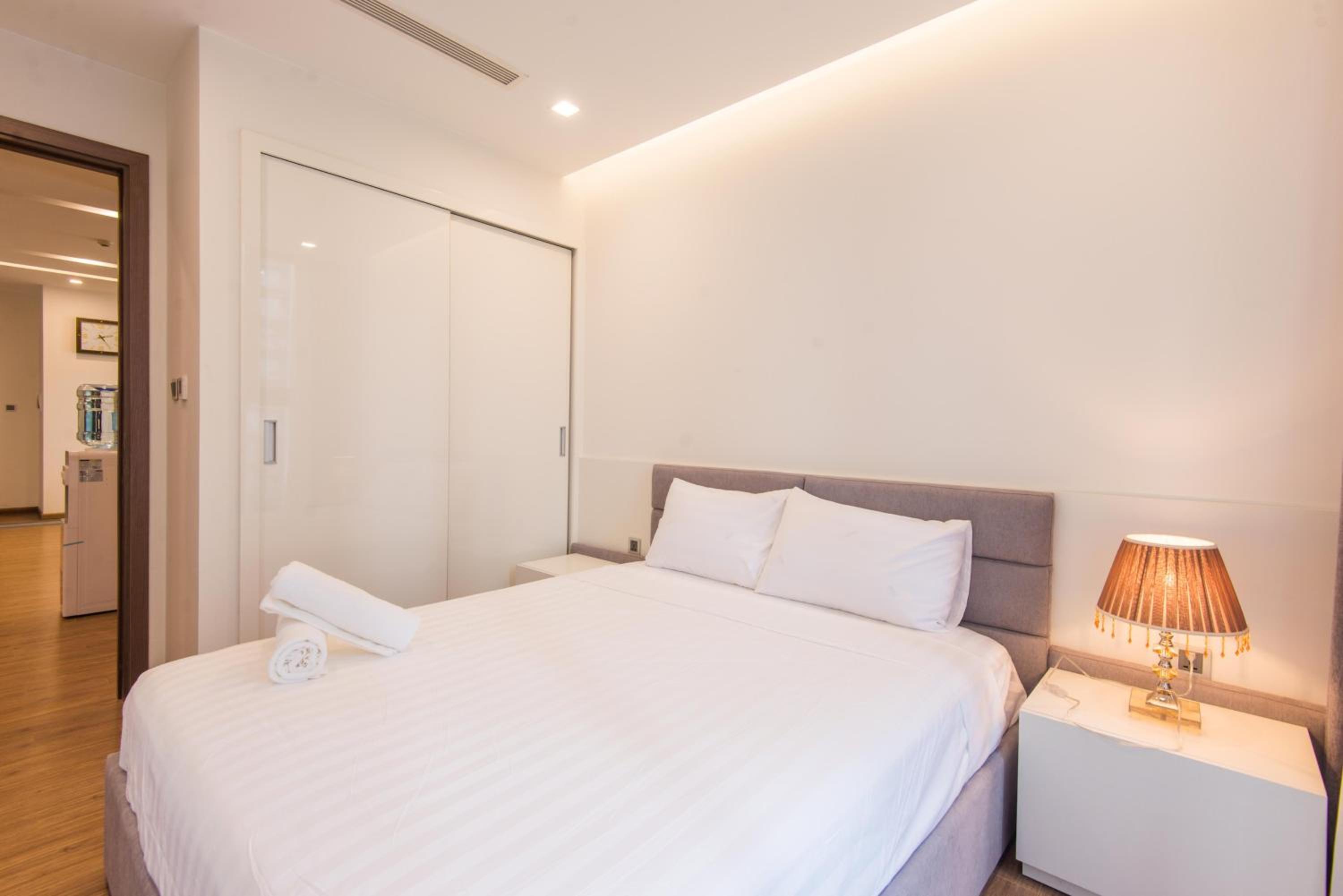 Premium Apartment Vinhomes Metropolis BaDinh
