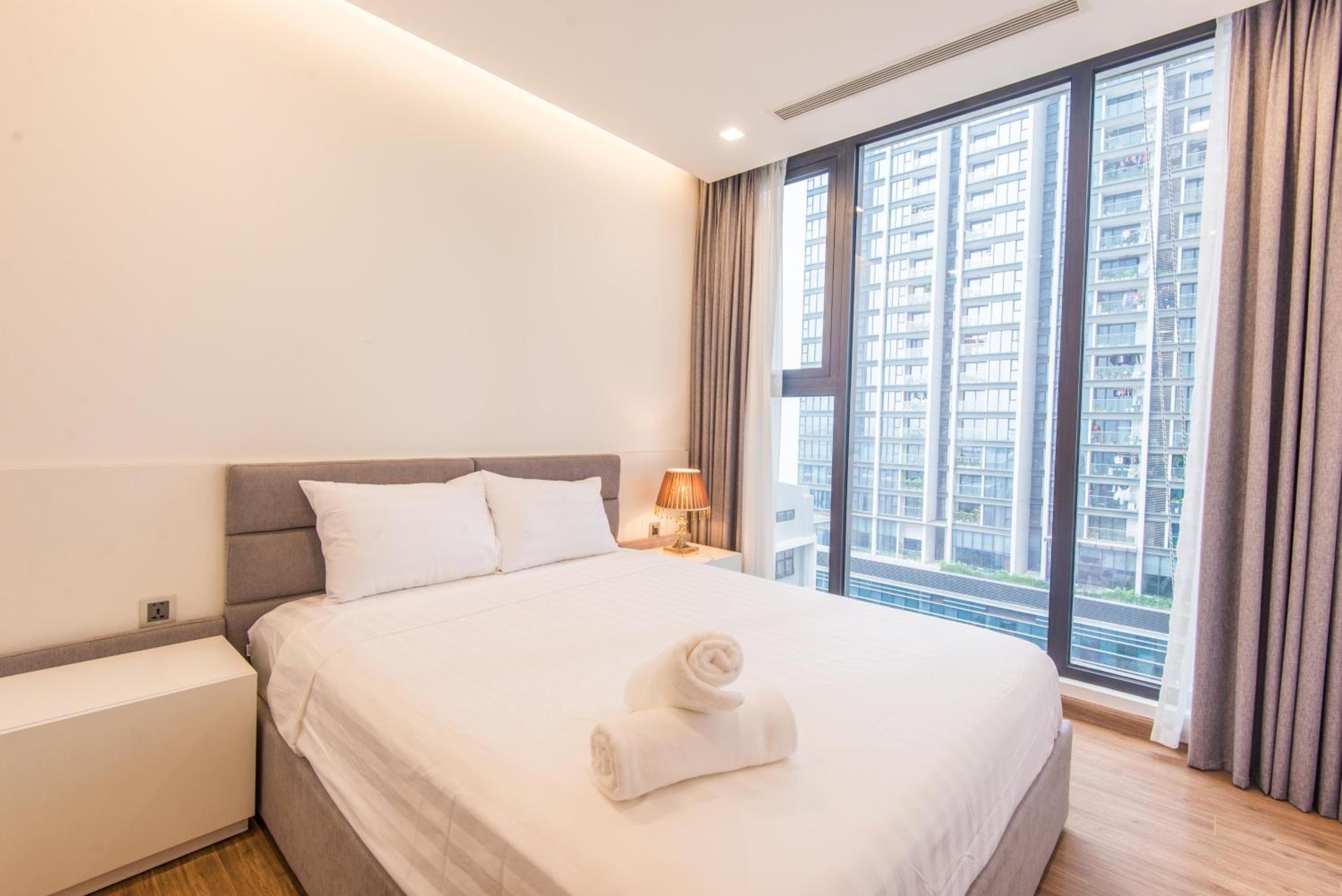 Premium Apartment Vinhomes Metropolis BaDinh