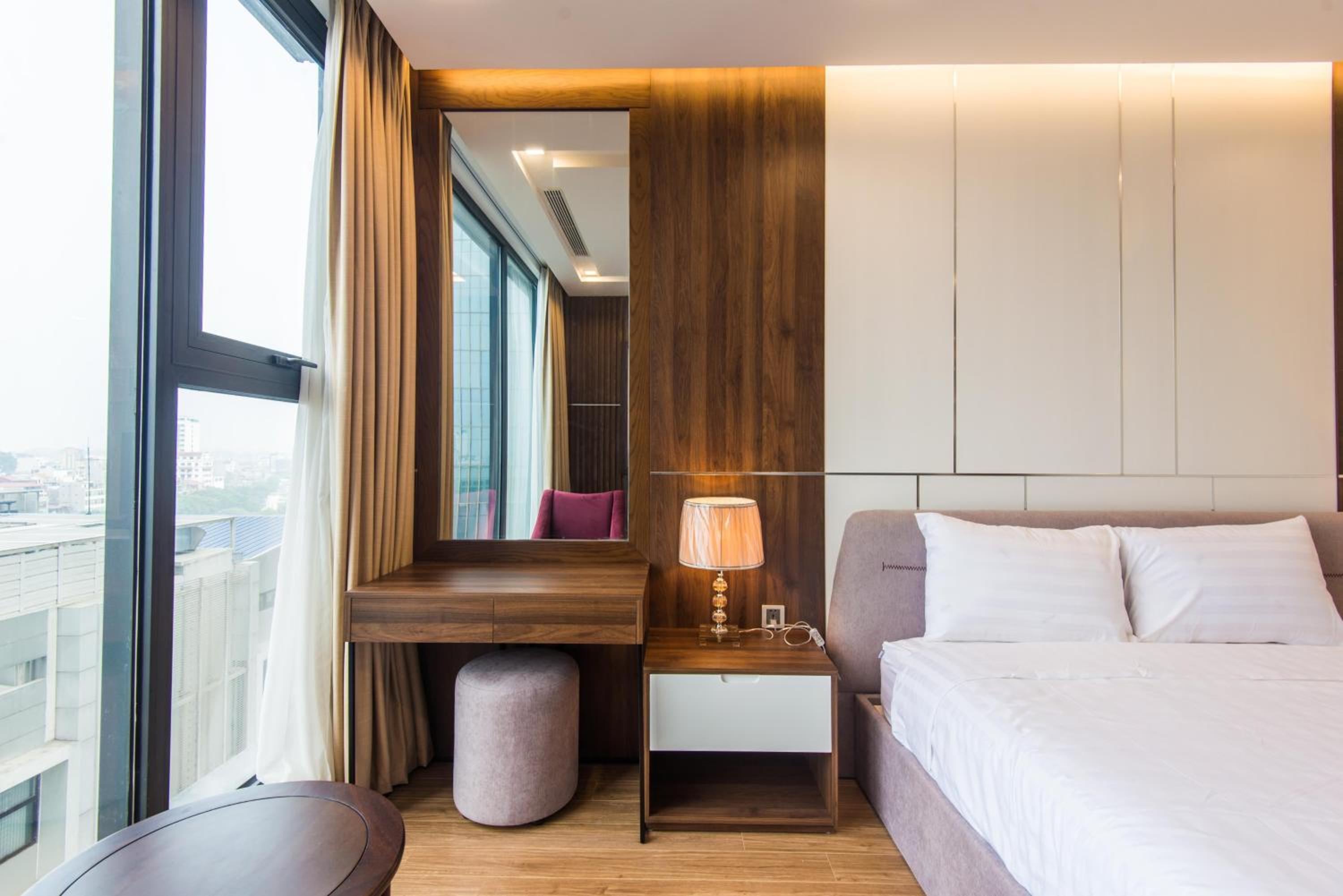 Premium Apartment Vinhomes Metropolis BaDinh
